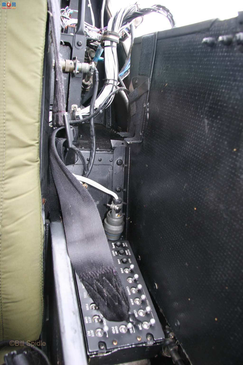  AH-1W165281۾