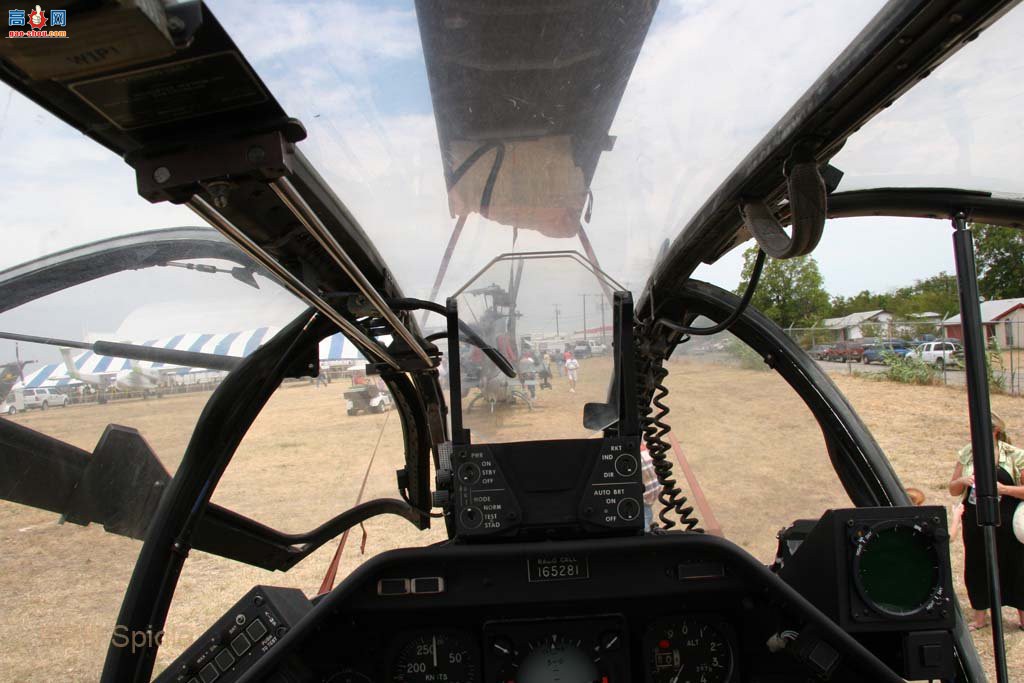  AH-1W165281۾
