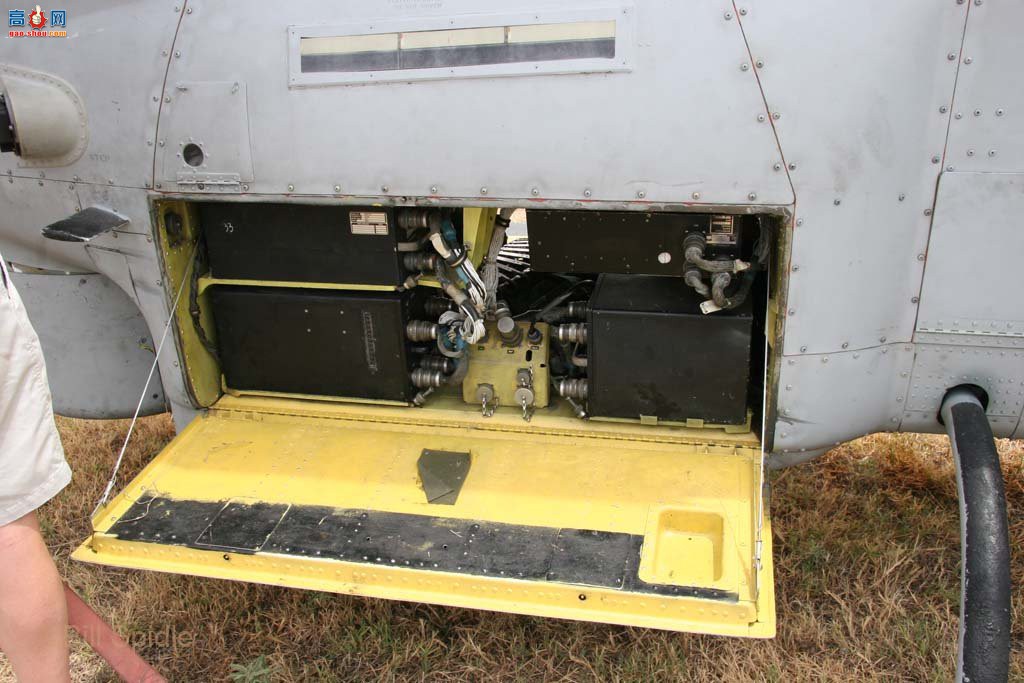  AH-1W165281۾