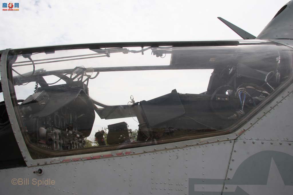  AH-1W165281۾