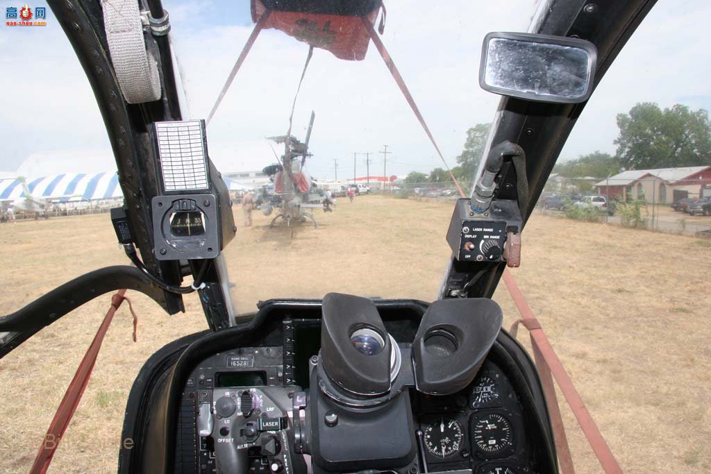  AH-1W165281۾