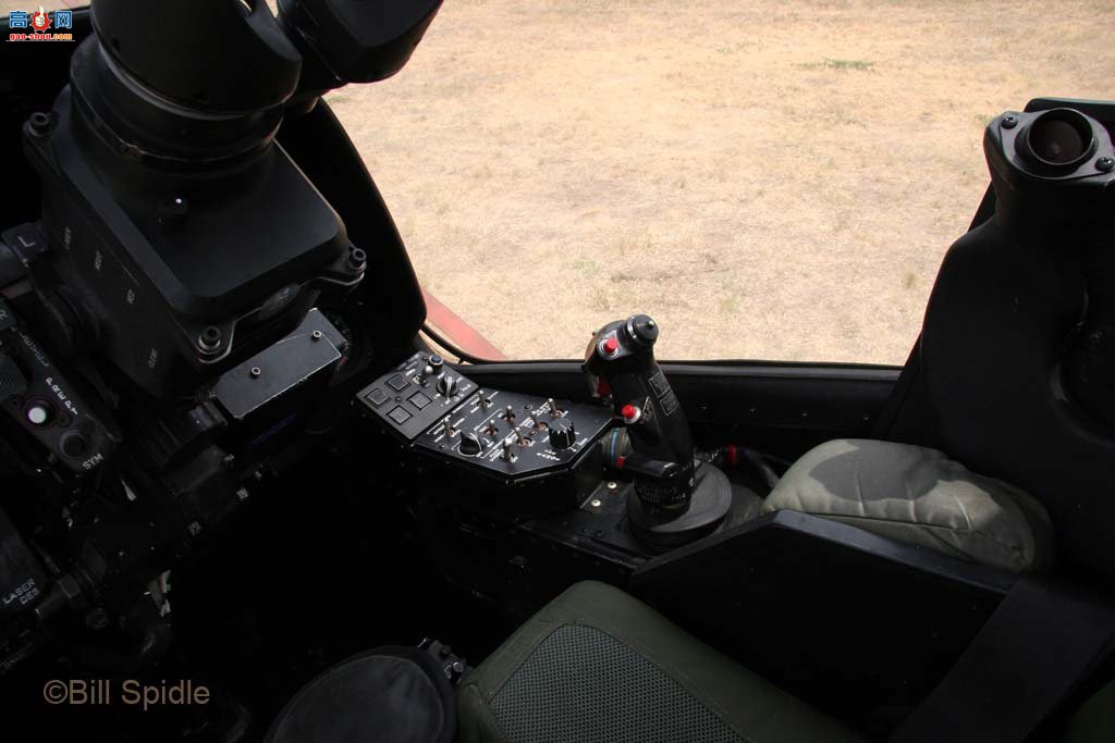  AH-1W165281۾