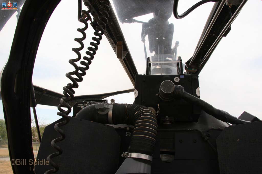  AH-1W165281۾
