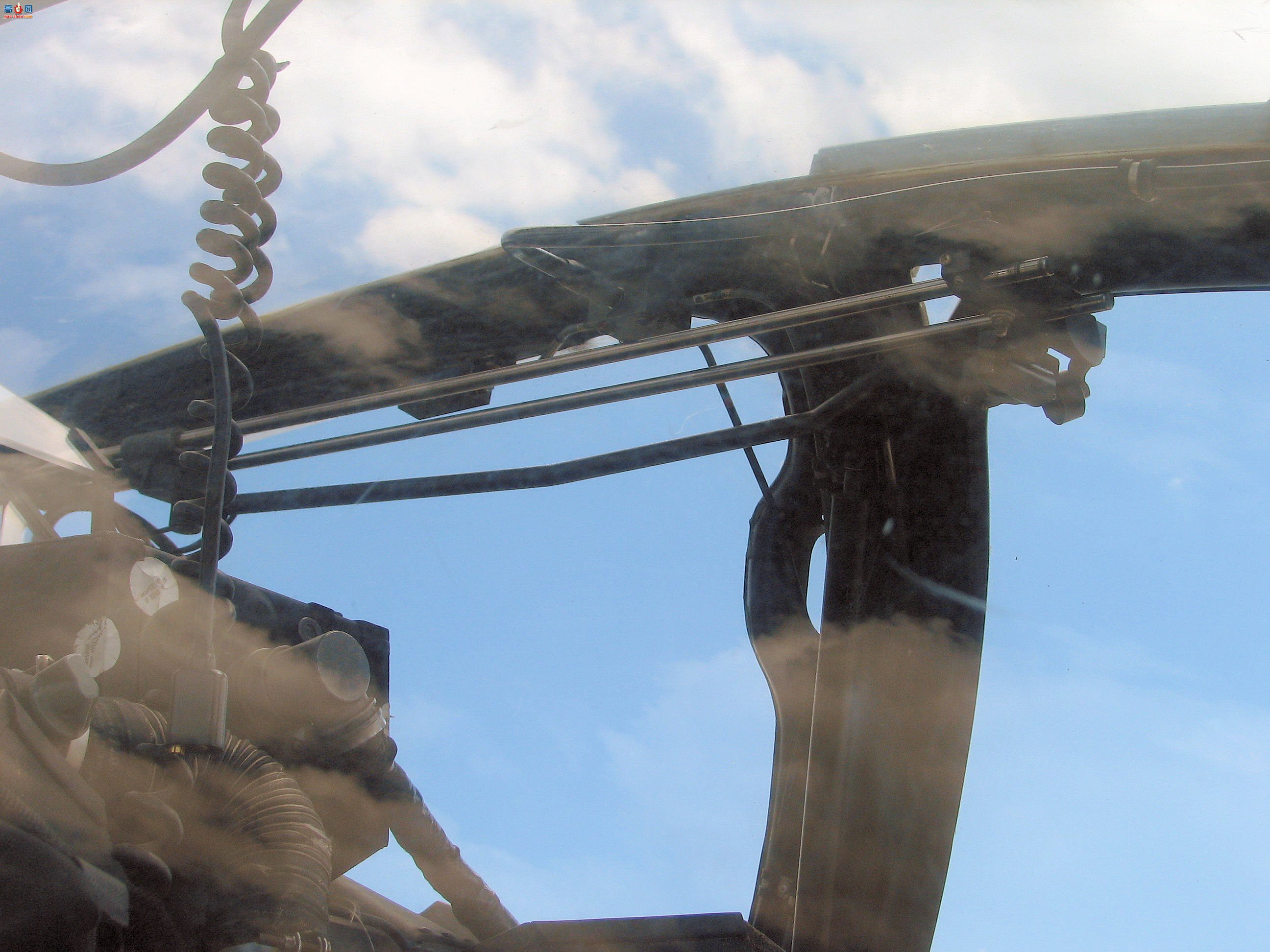  AH-1W۾