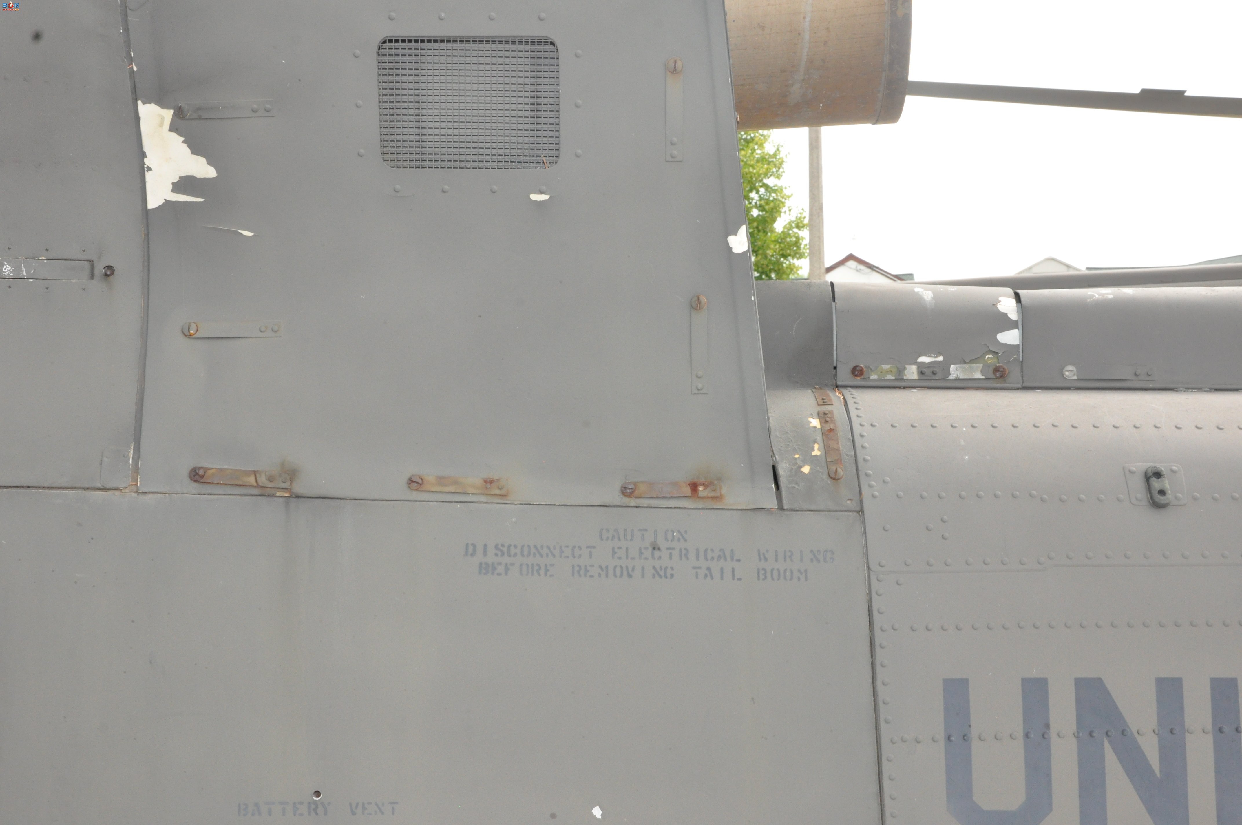  AH-1F67-15781۾