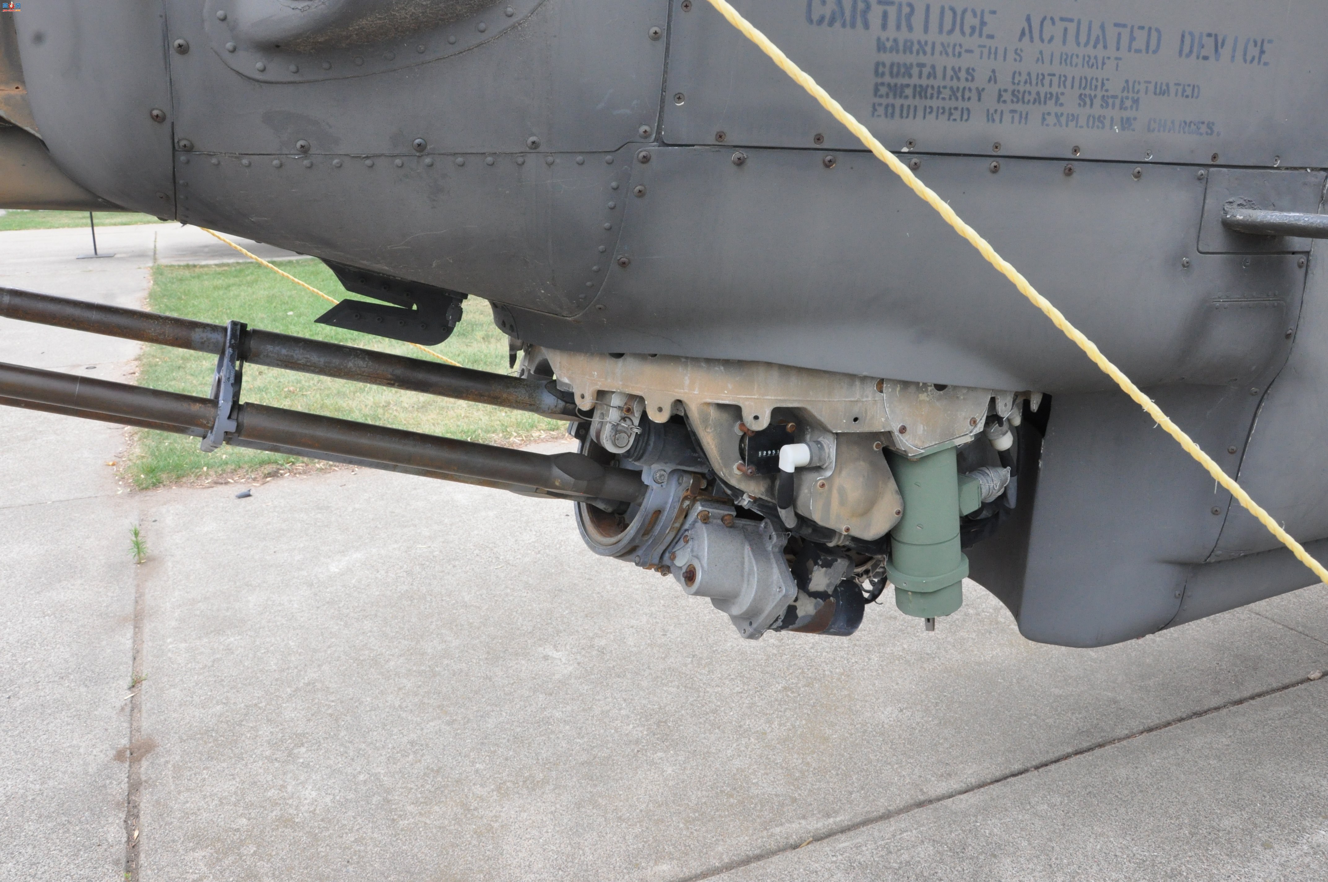  AH-1F67-15781۾