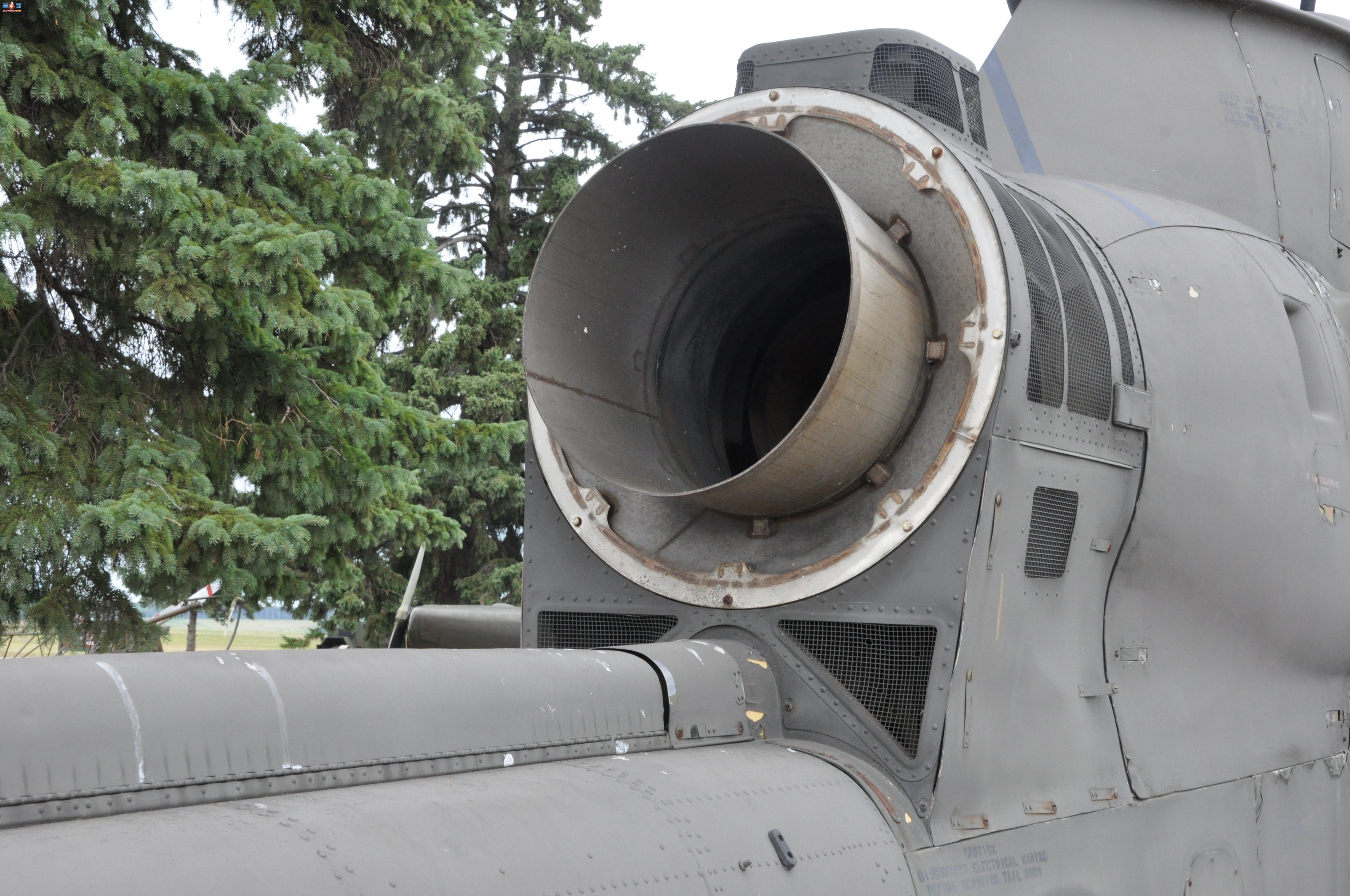  AH-1F67-15781۾