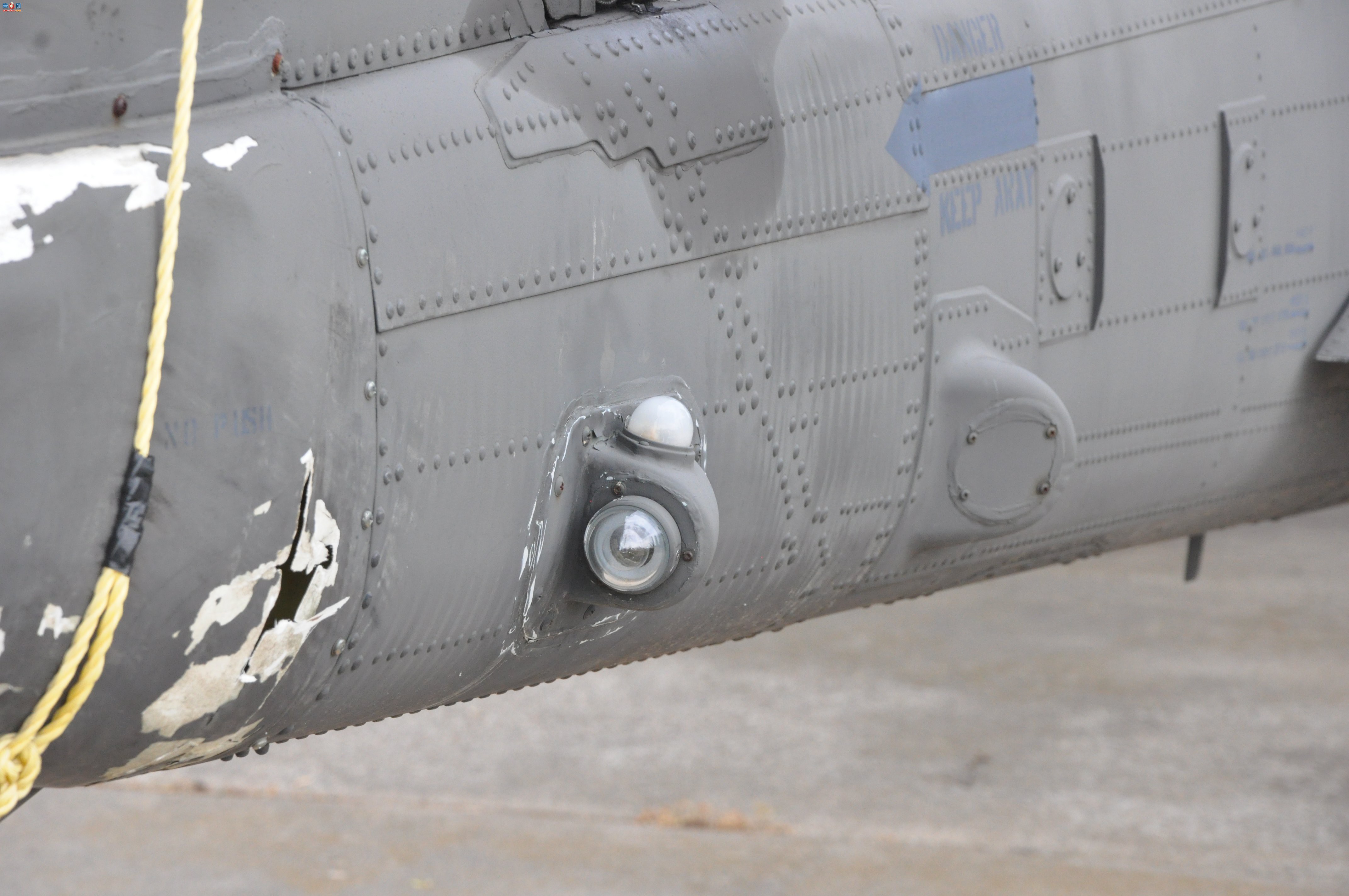  AH-1F67-15781۾