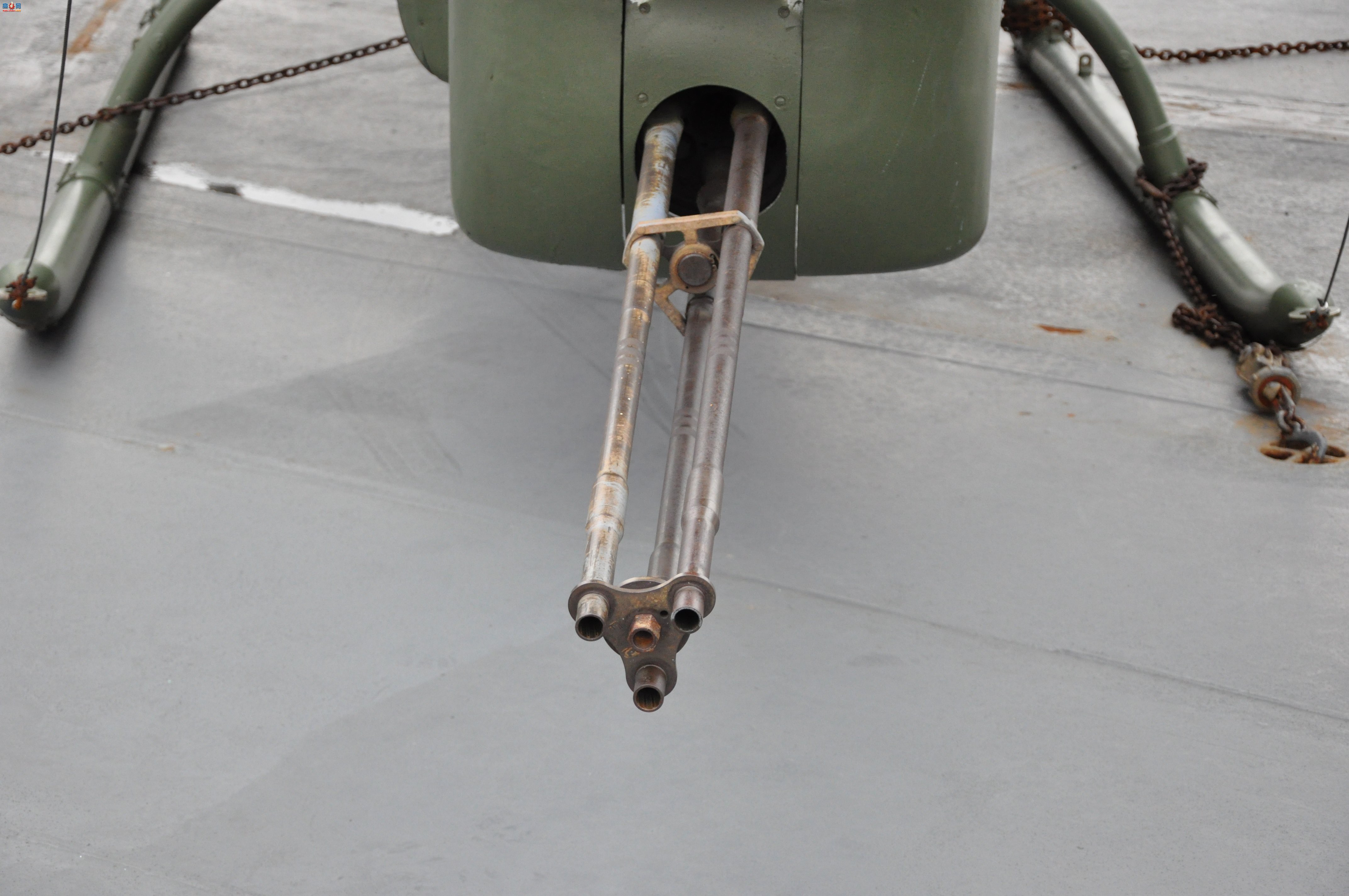  AH-1J159218۾