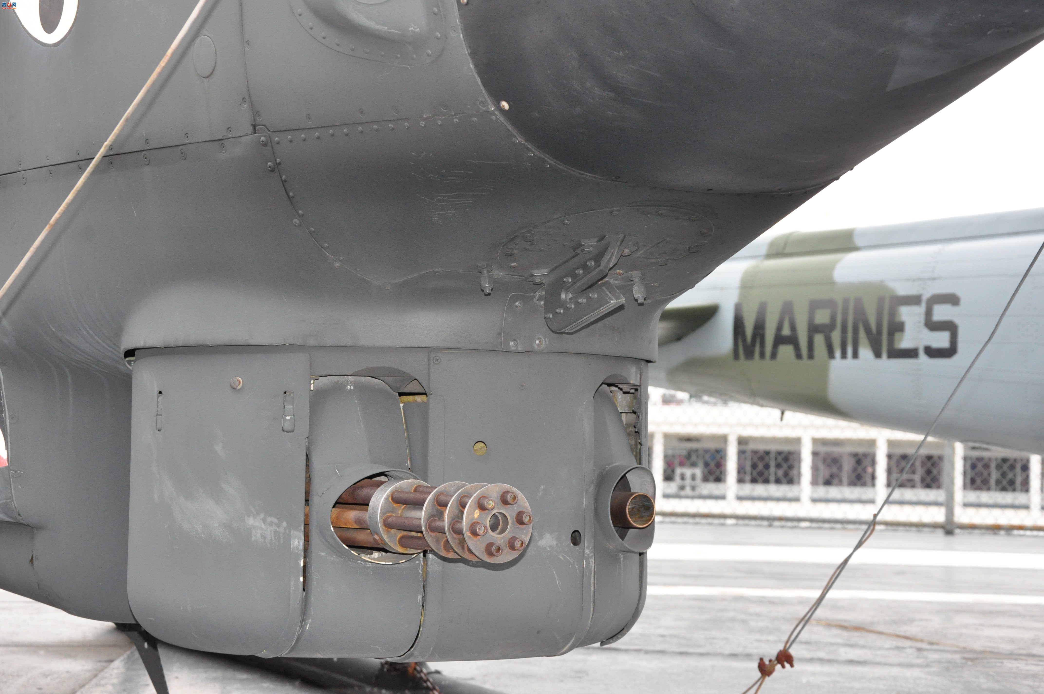  AH-1S70-15956۾