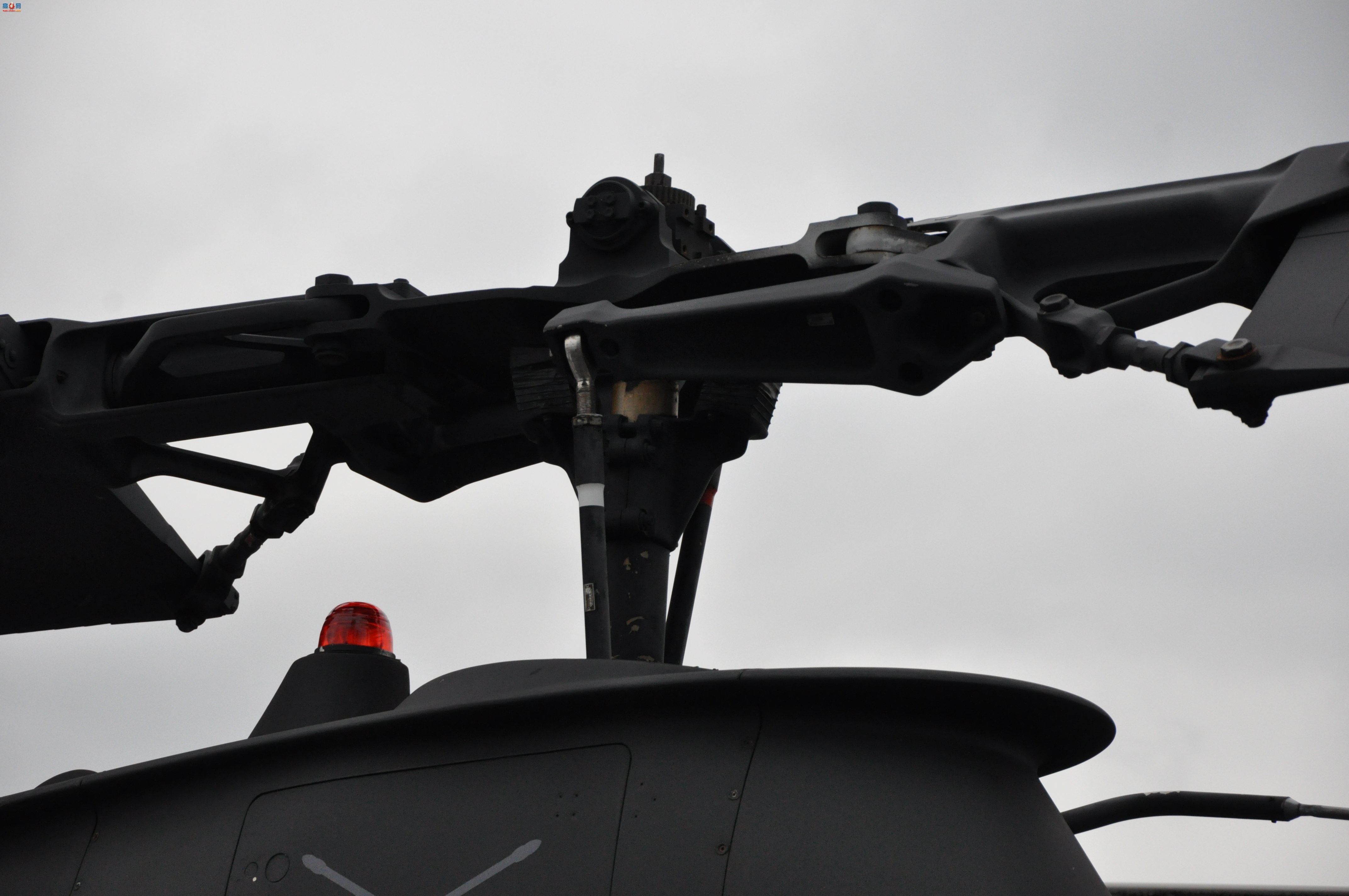  AH-1S70-15956۾
