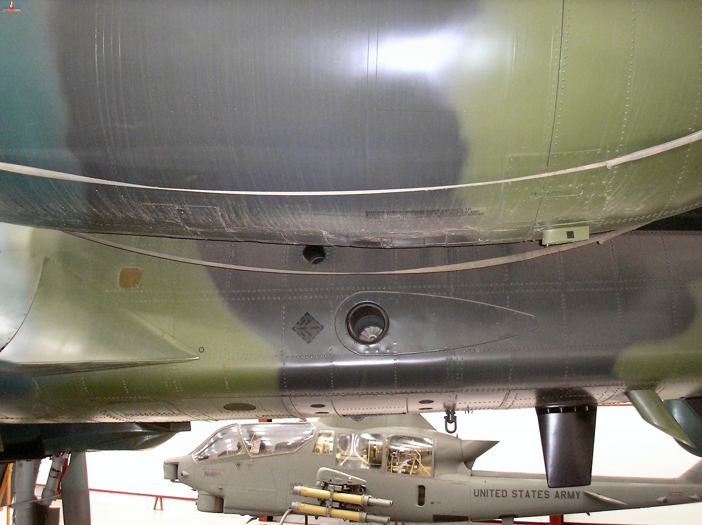  A-10A (75-0298) ׵II