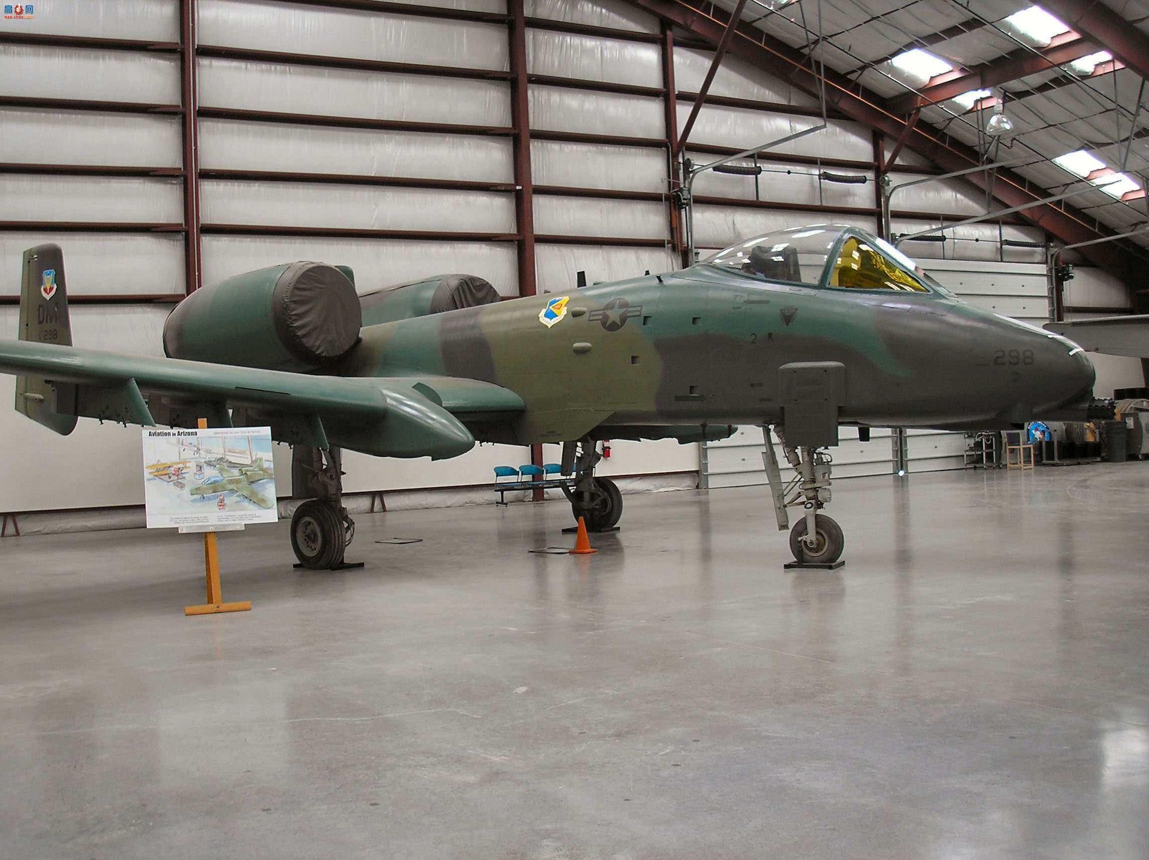  A-10A (75-0298) ׵II