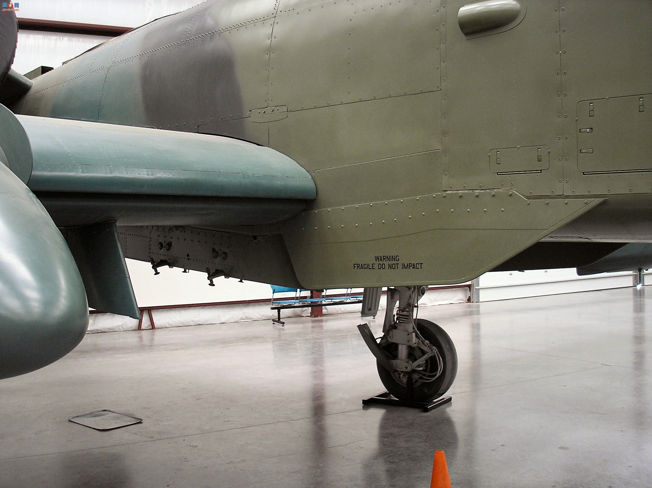  A-10A (75-0298) ׵II