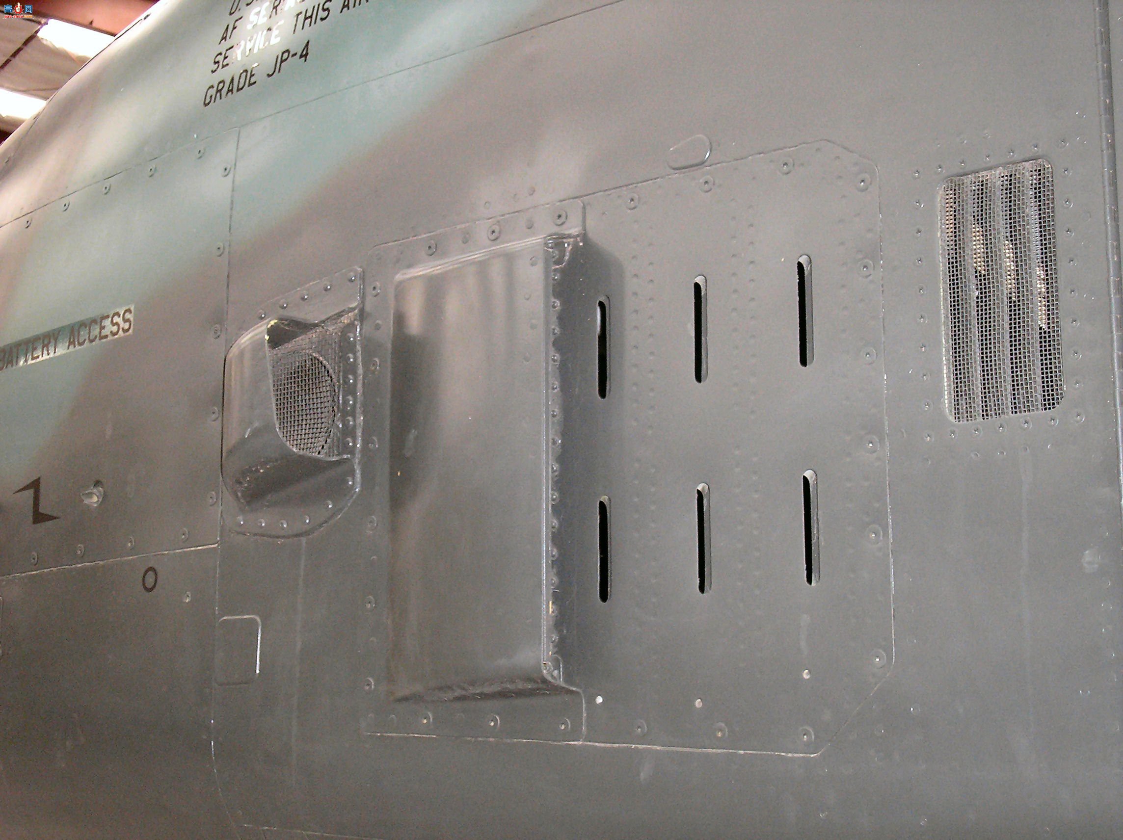  A-10A (75-0298) ׵II