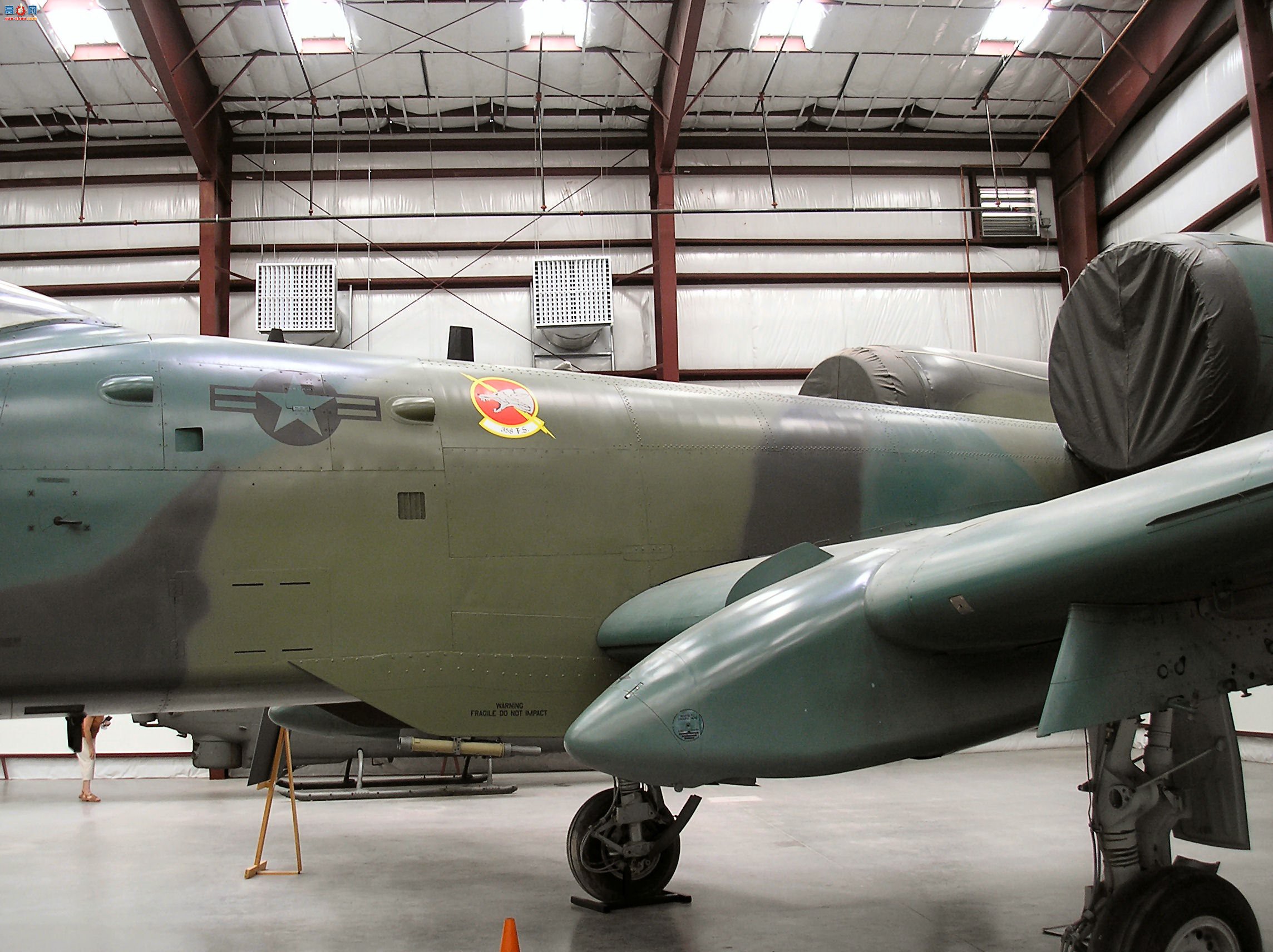  A-10A (75-0298) ׵II