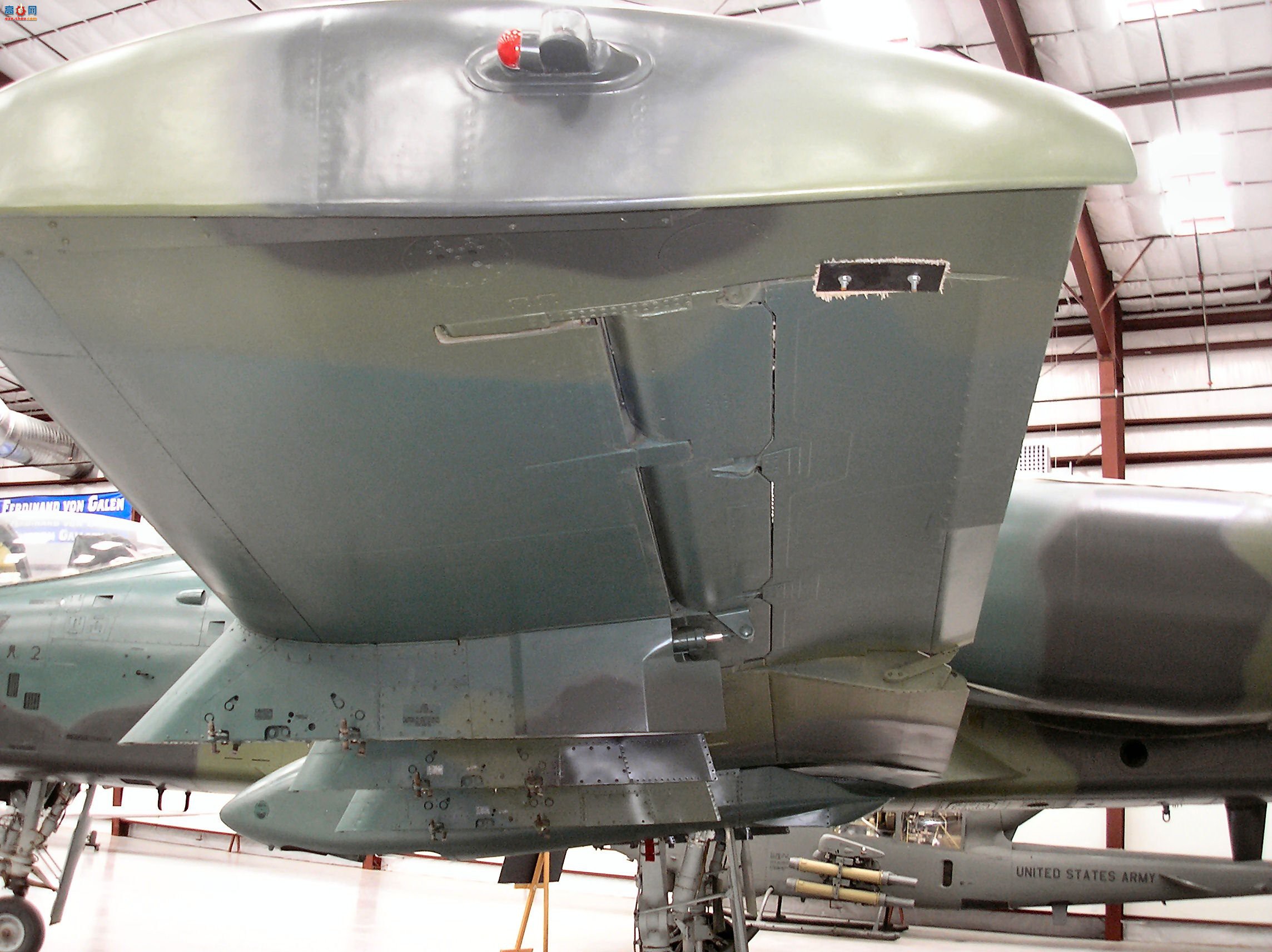  A-10A (75-0298) ׵II