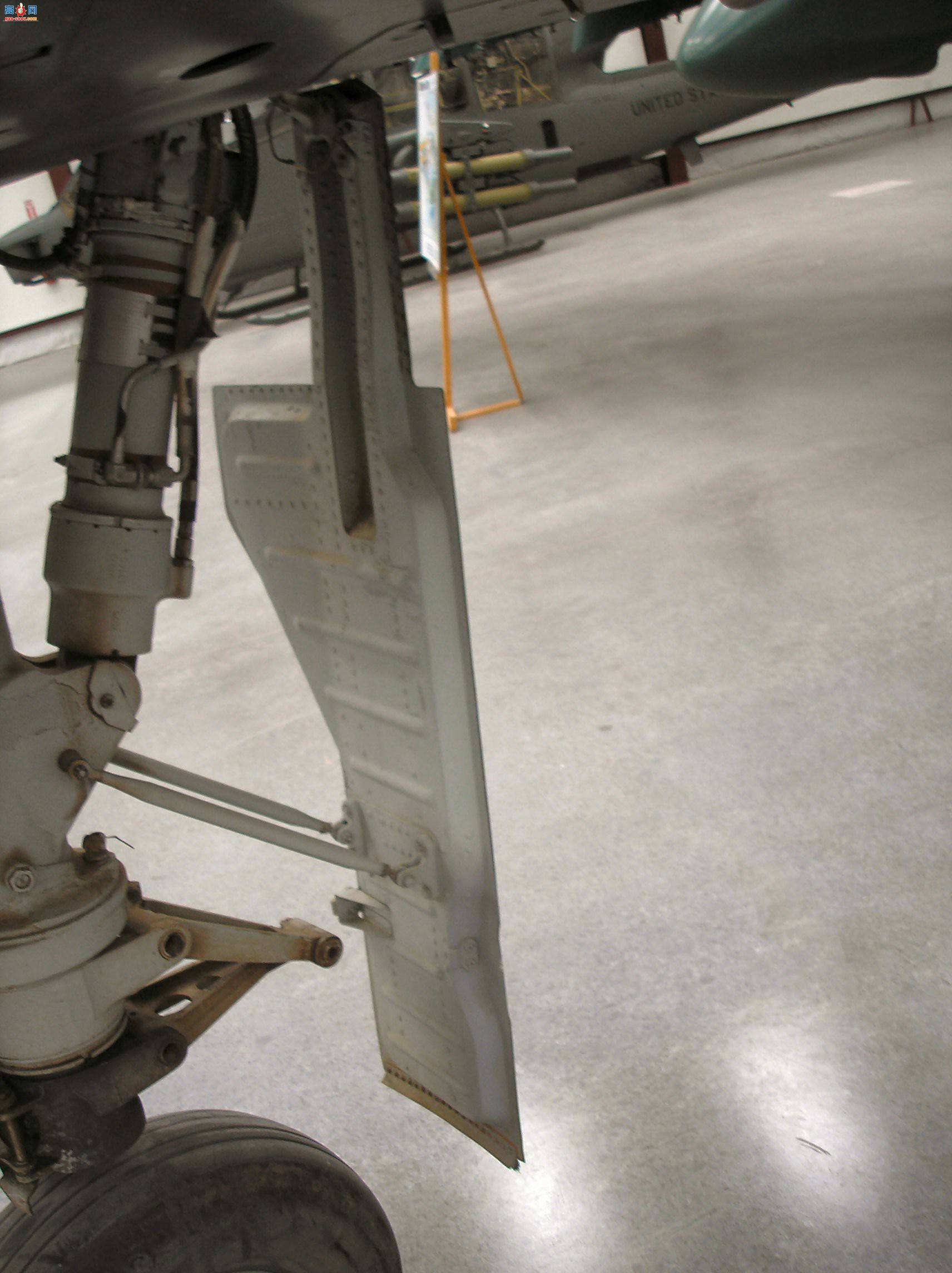  A-10A (75-0298) ׵II