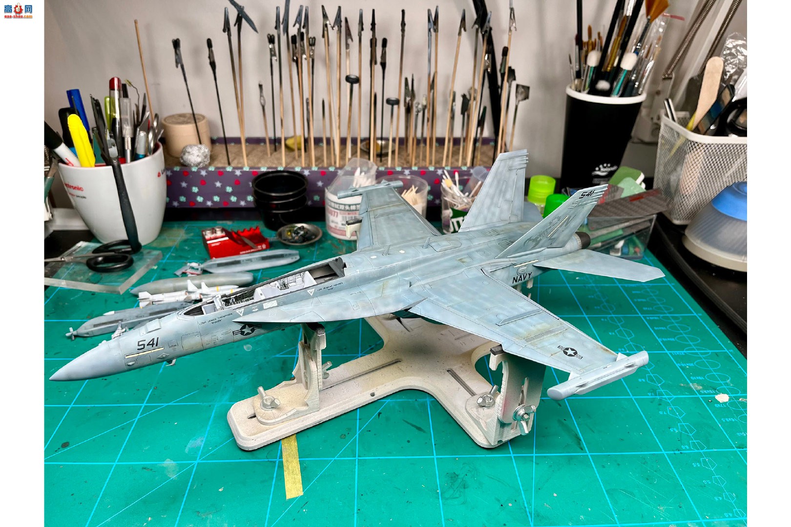 ��MENG������������װ����ھ� EA-18G Growler