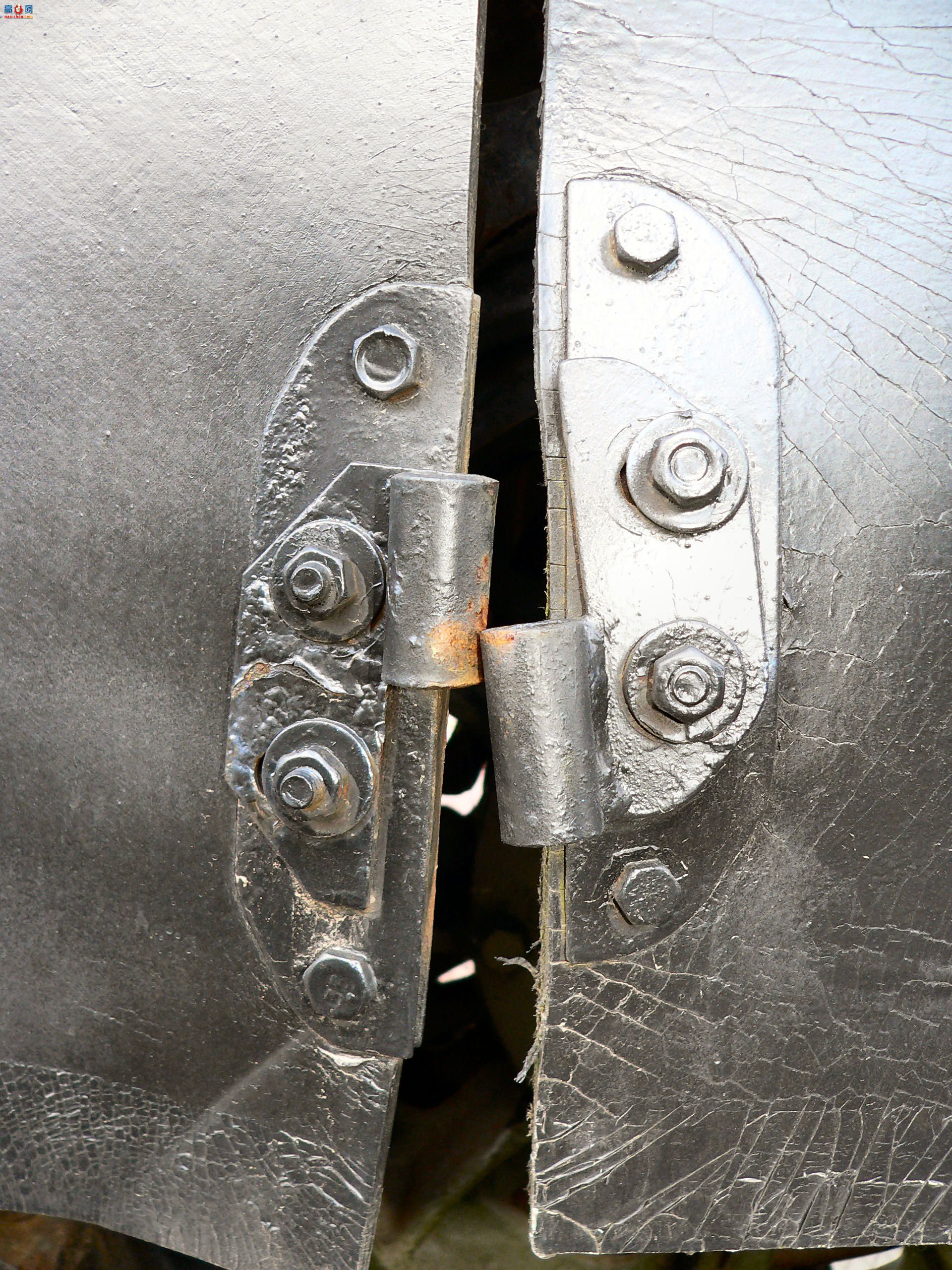 �� T-80B ��ս̹��