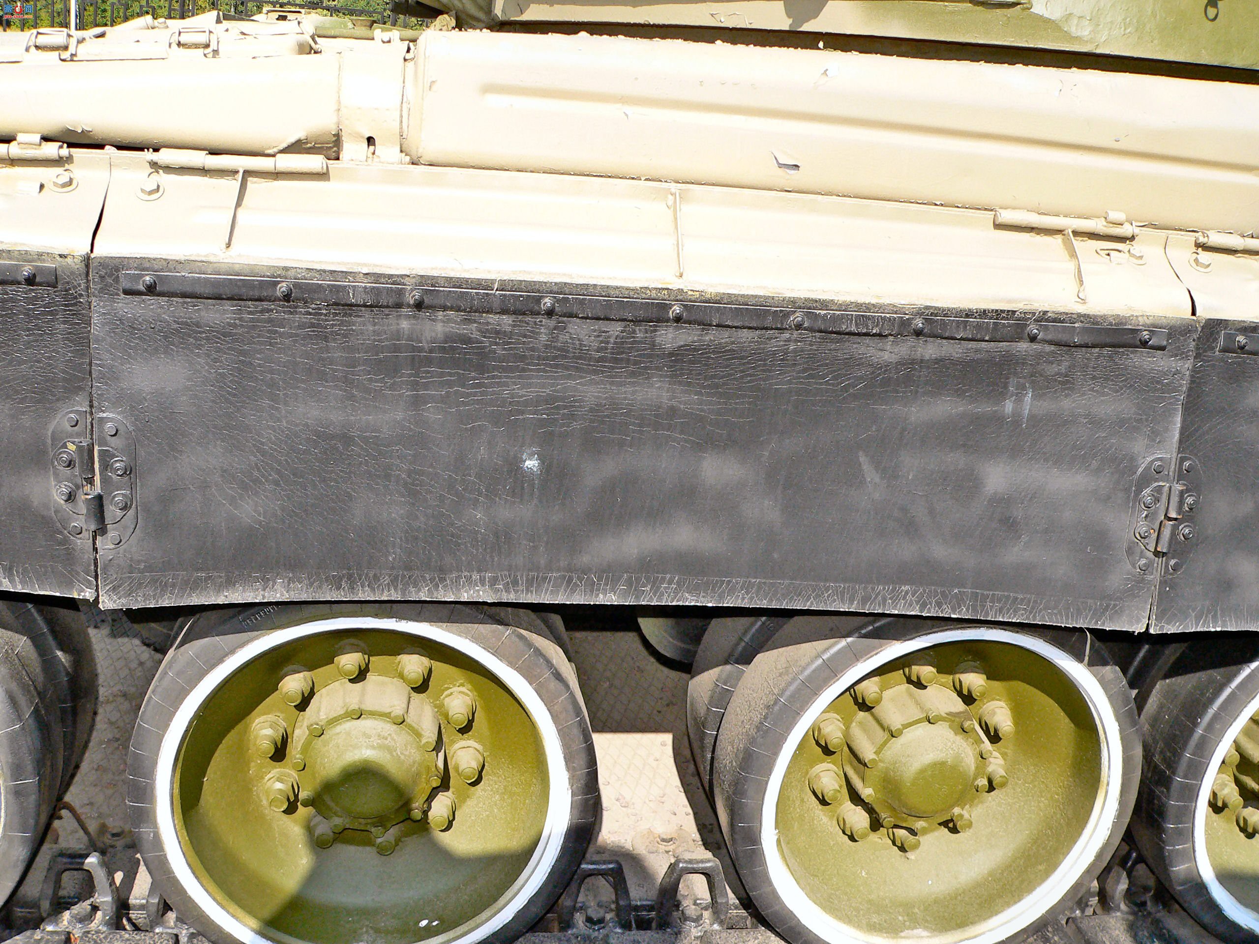 �� T-80B ��ս̹��