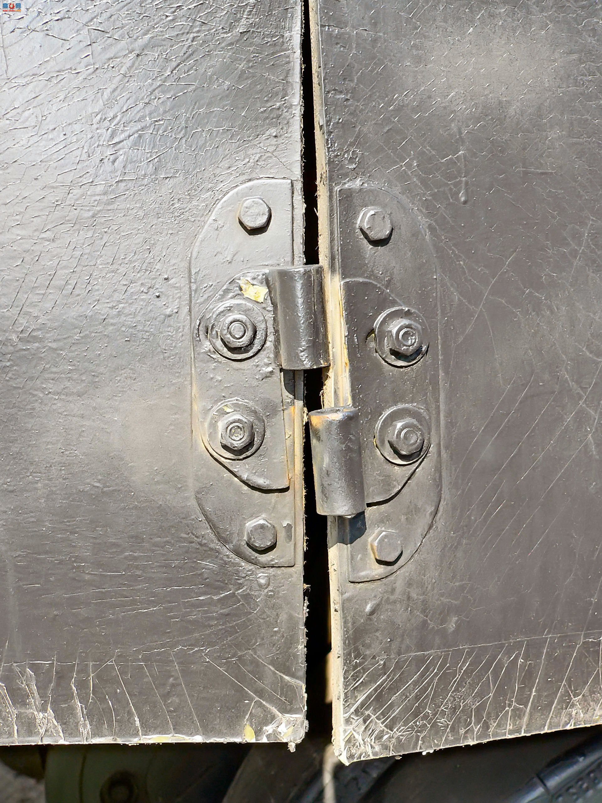 �� T-80B ��ս̹��