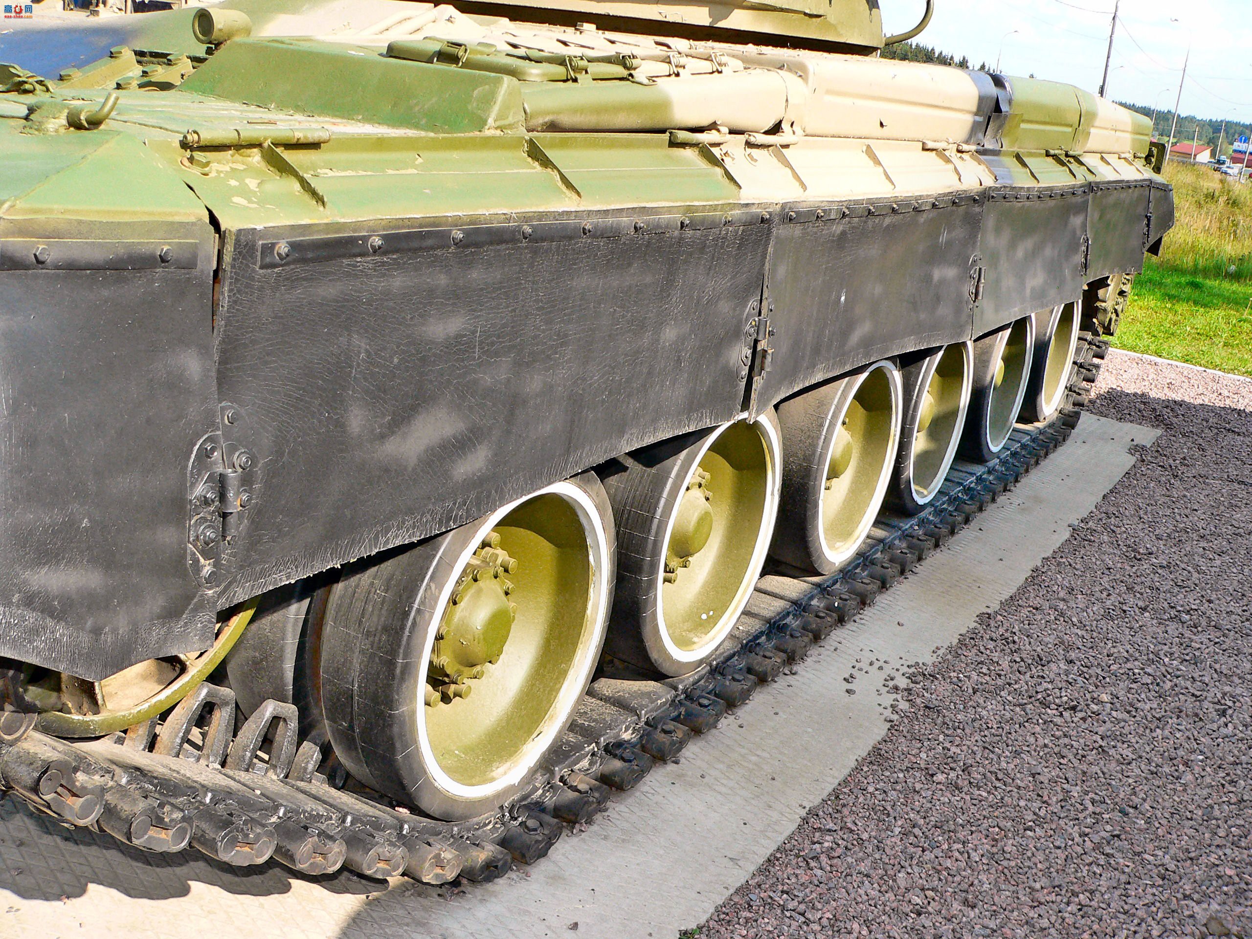 �� T-80B ��ս̹��