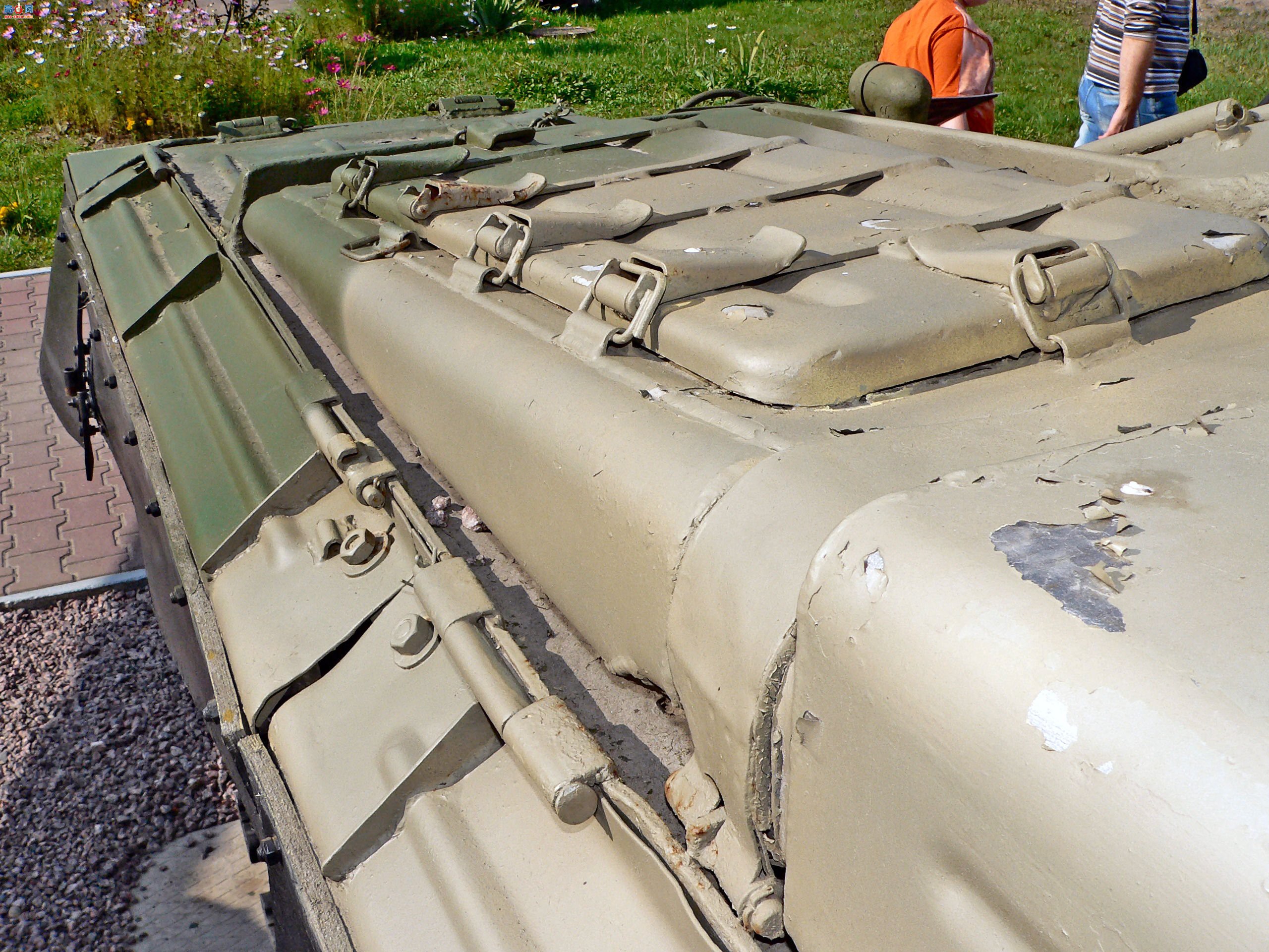 �� T-80B ��ս̹��