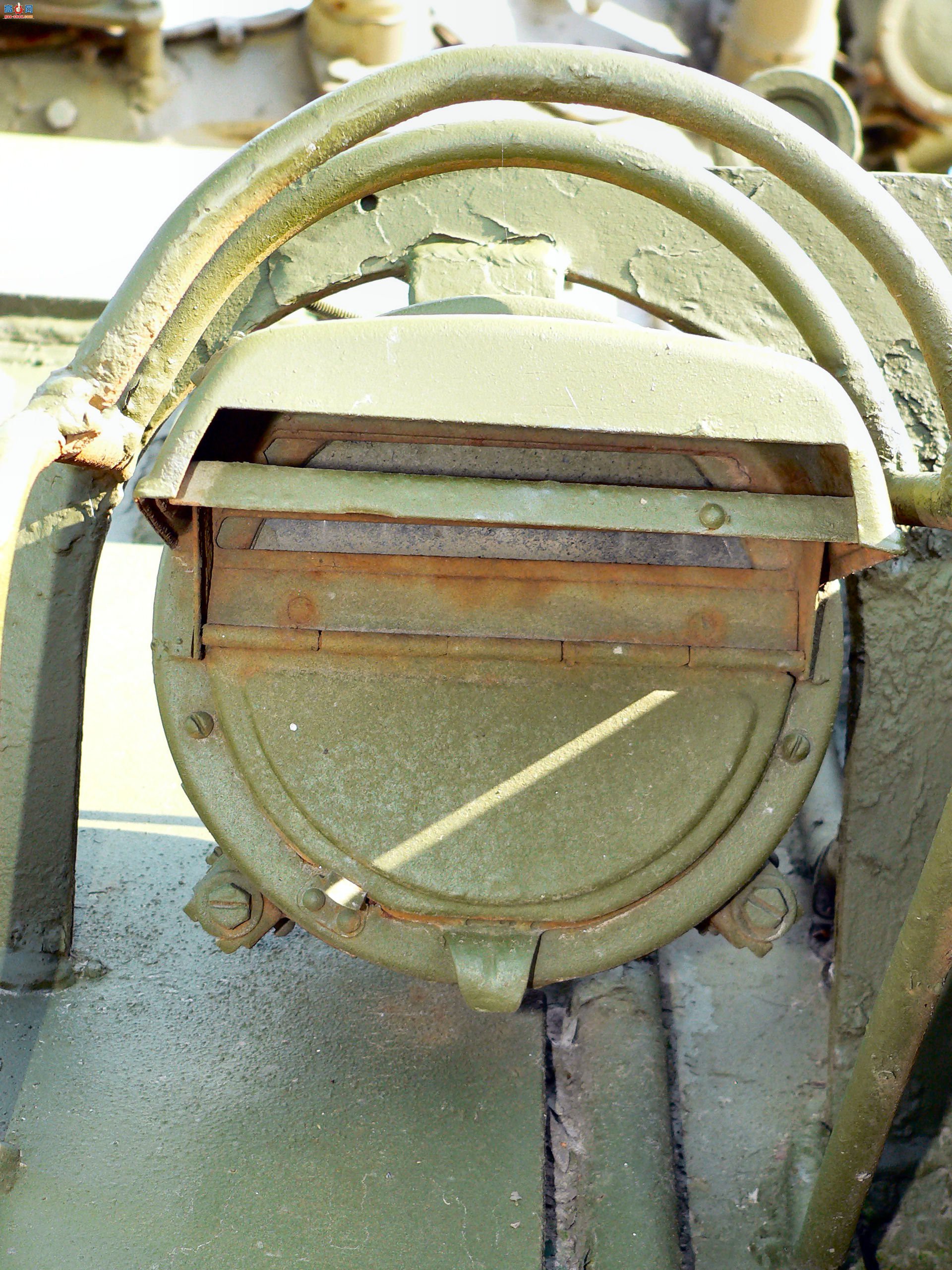 �� T-80B ��ս̹��