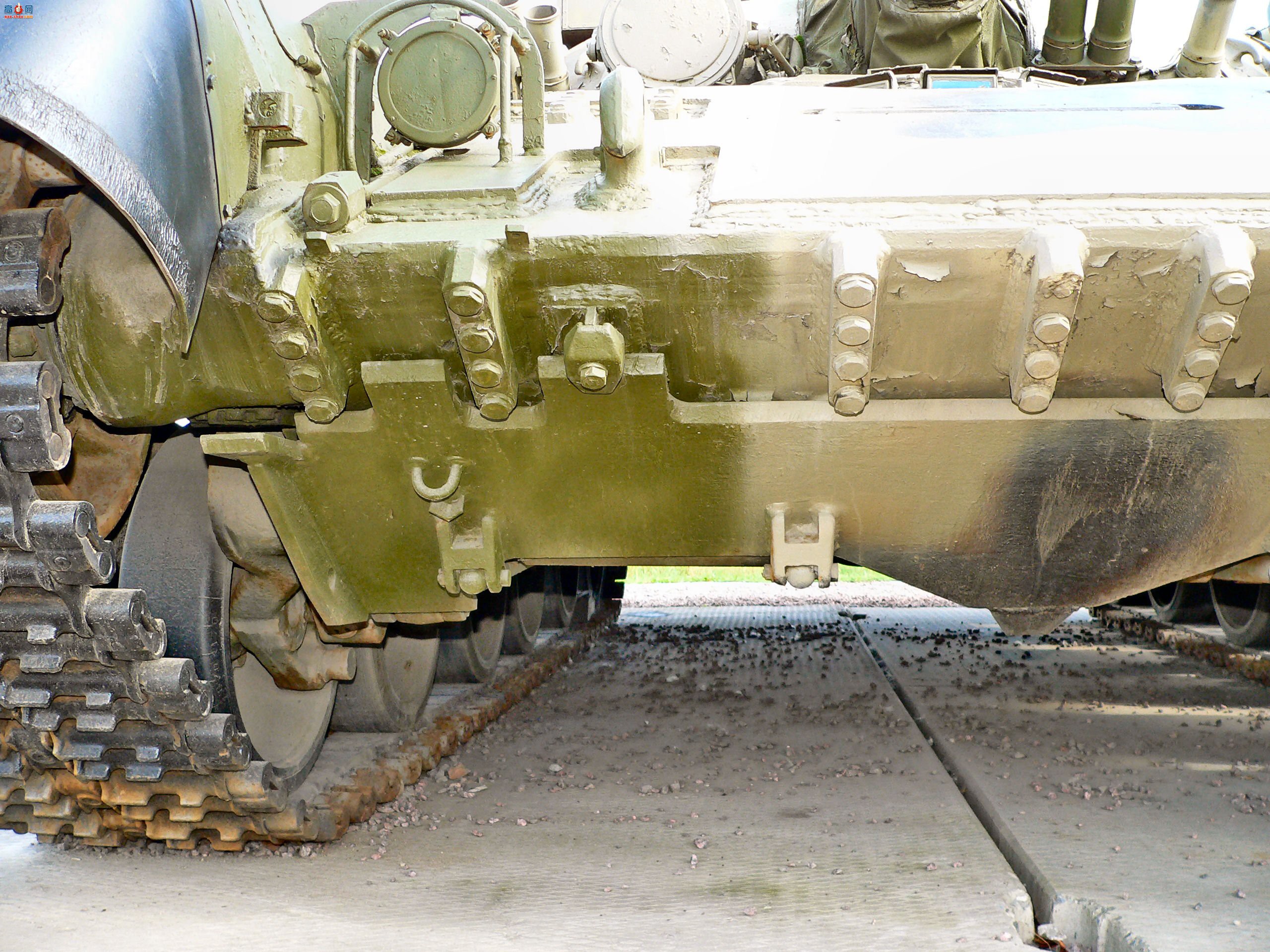 �� T-80B ��ս̹��