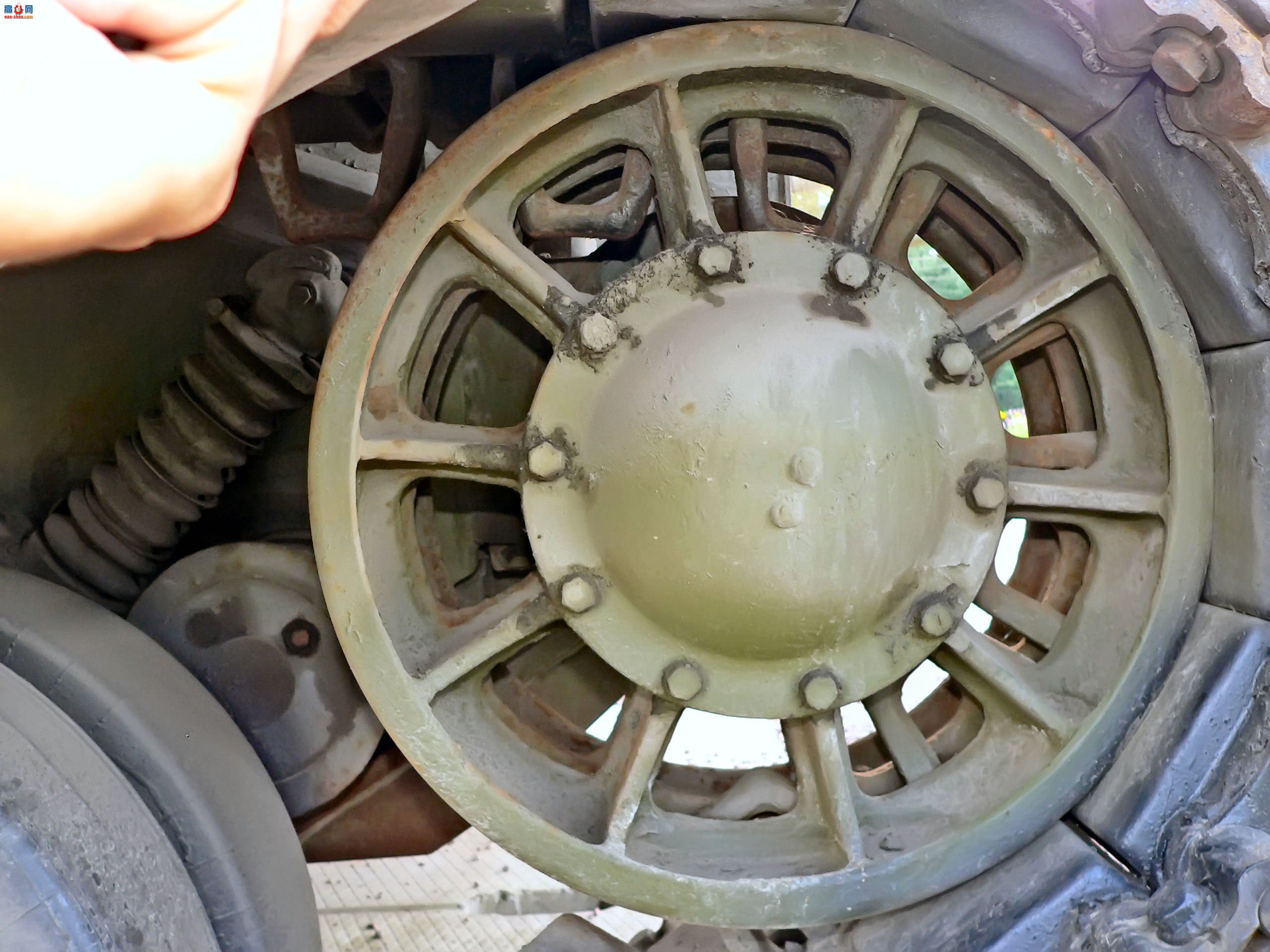 �� T-80B ��ս̹��