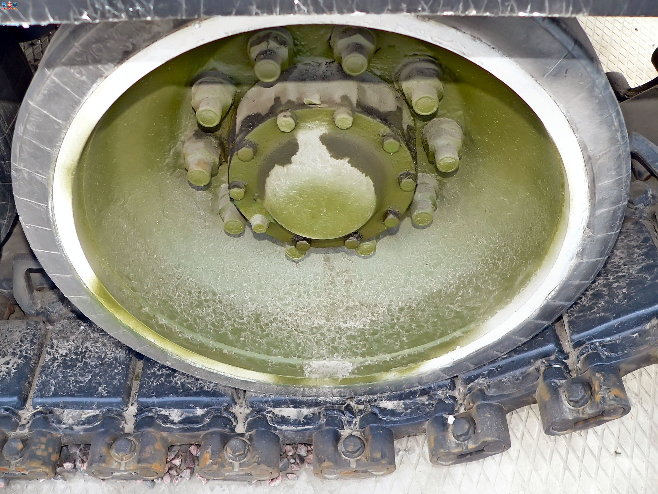 �� T-80B ��ս̹��