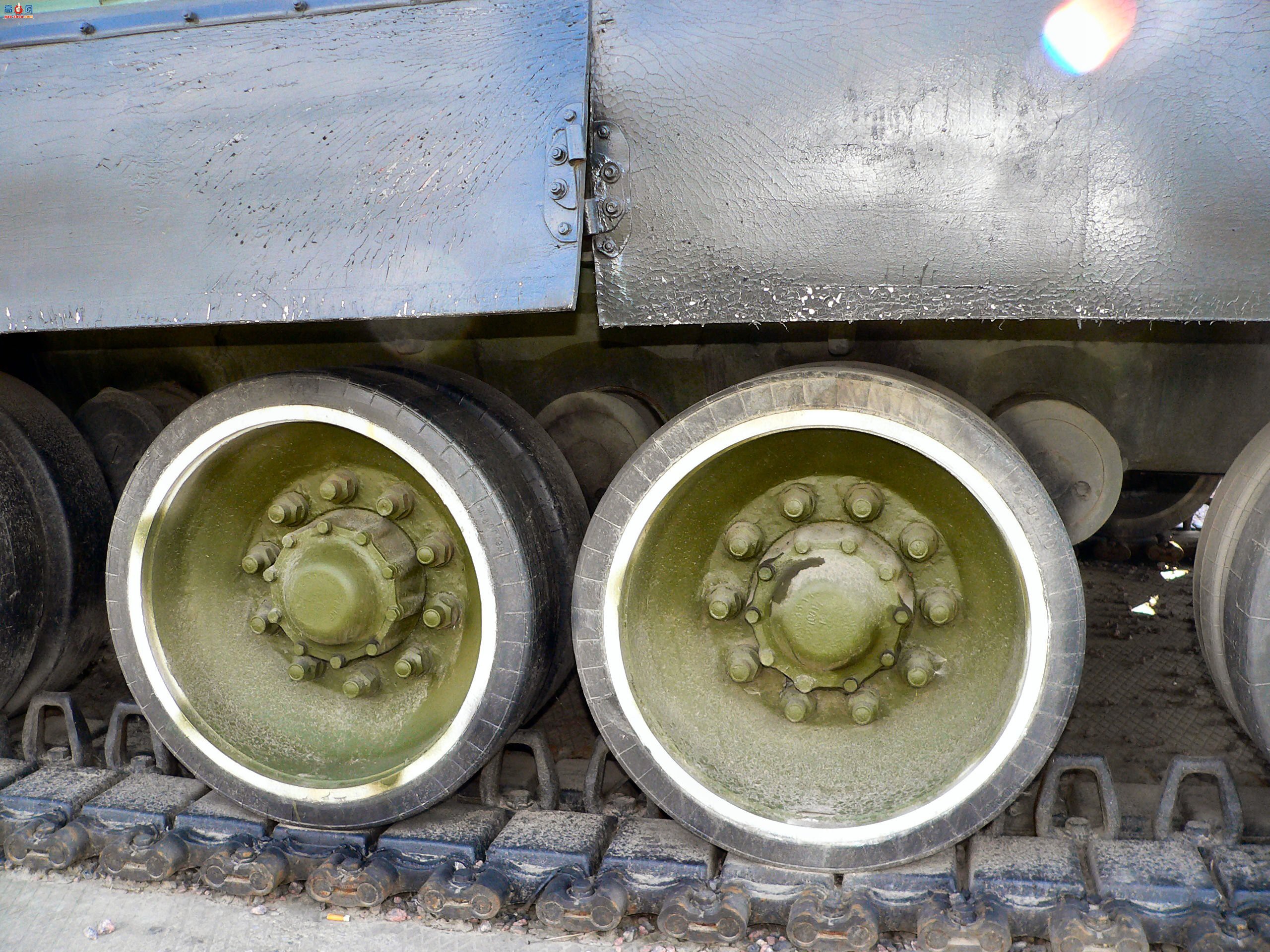 �� T-80B ��ս̹��