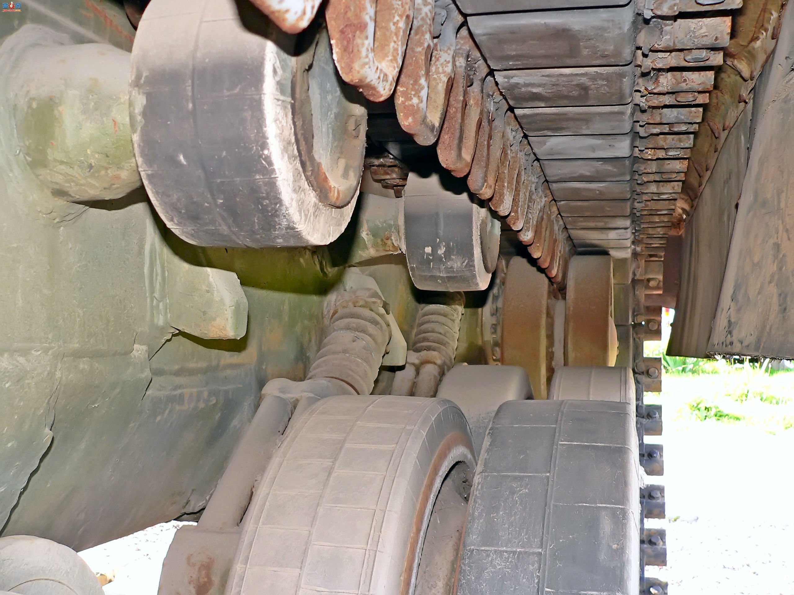 �� T-80B ��ս̹��