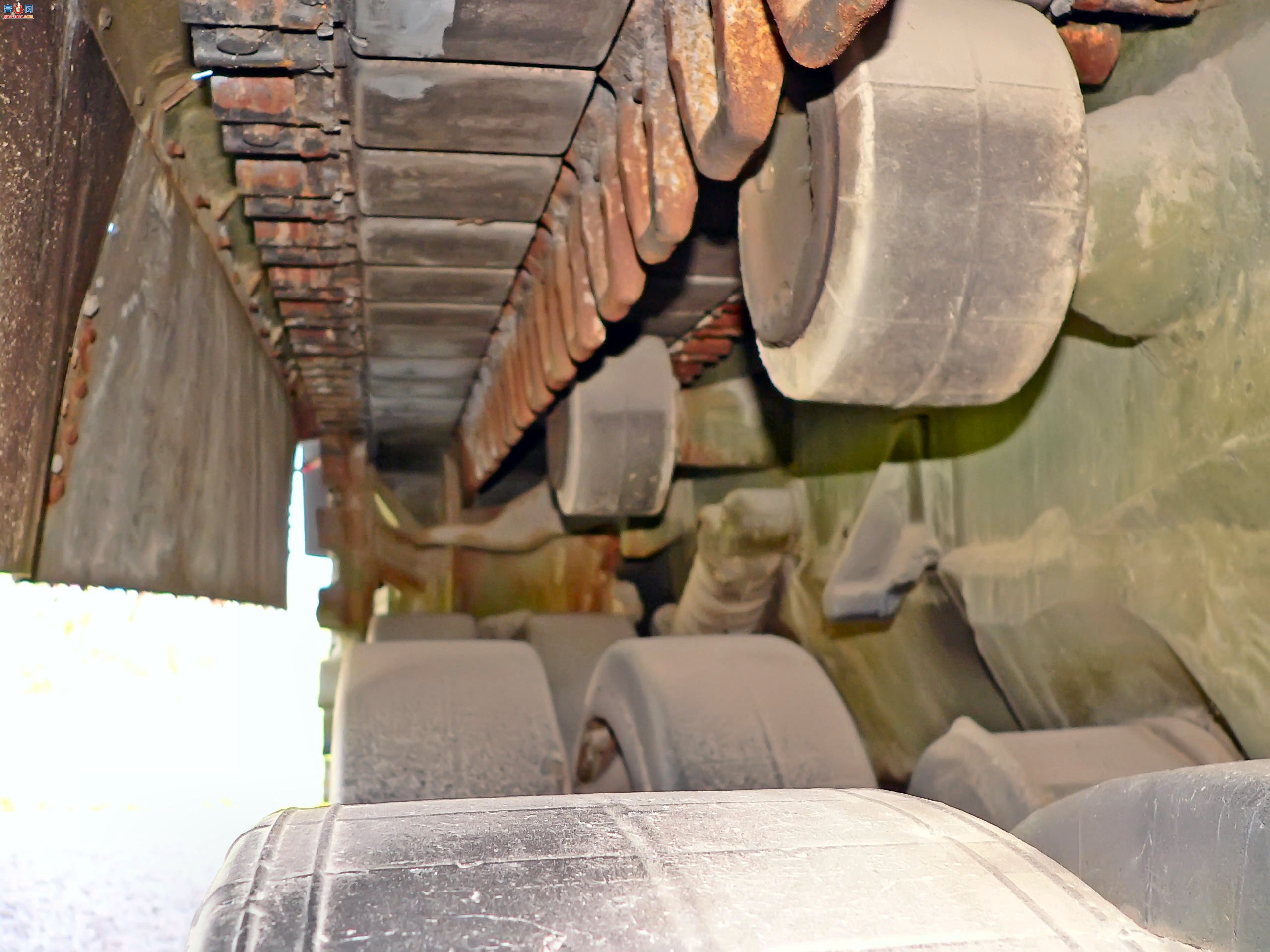 �� T-80B ��ս̹��