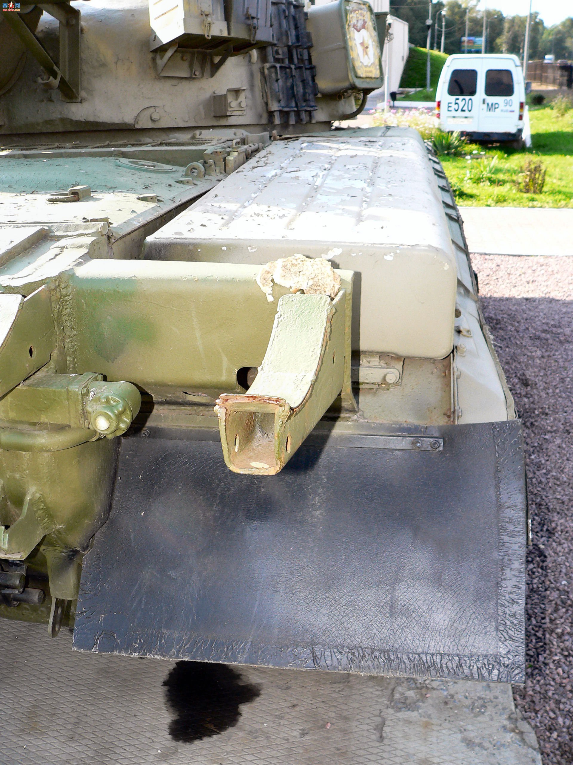 �� T-80B ��ս̹��