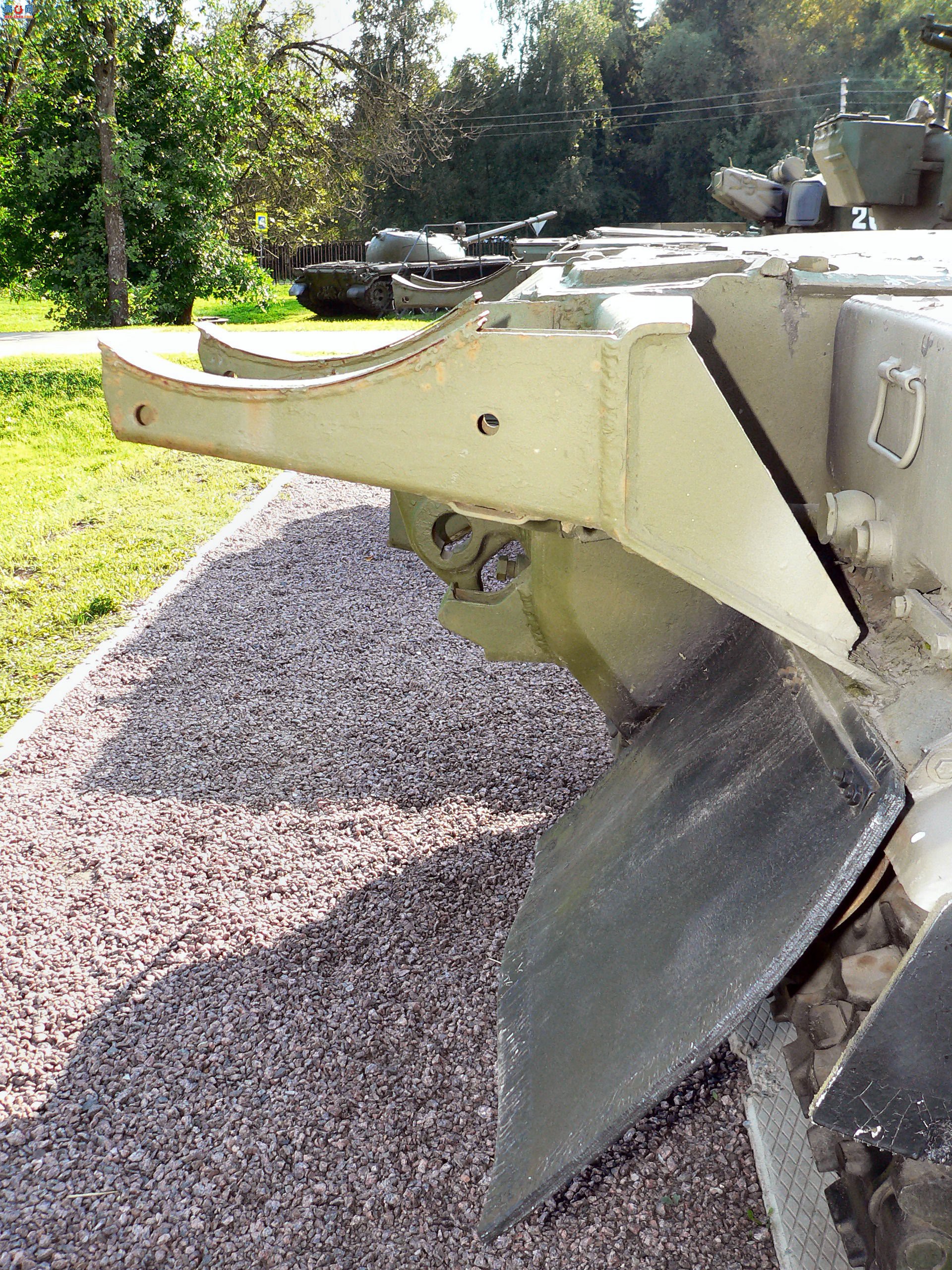 �� T-80B ��ս̹��