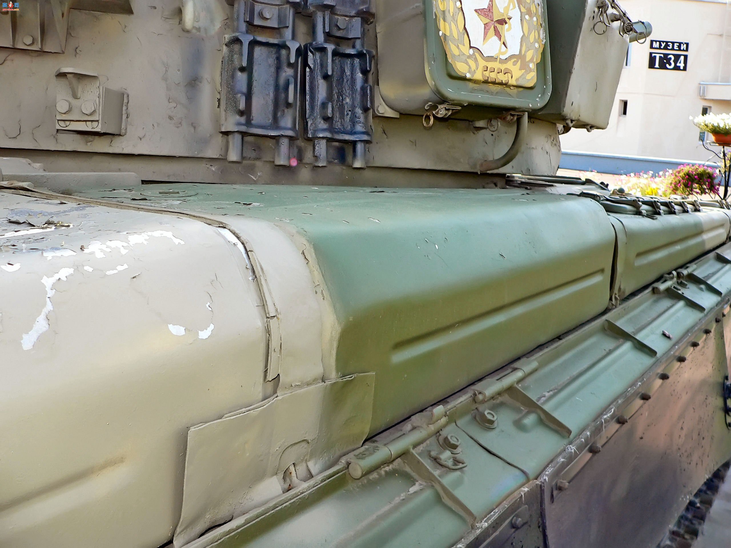 �� T-80B ��ս̹��