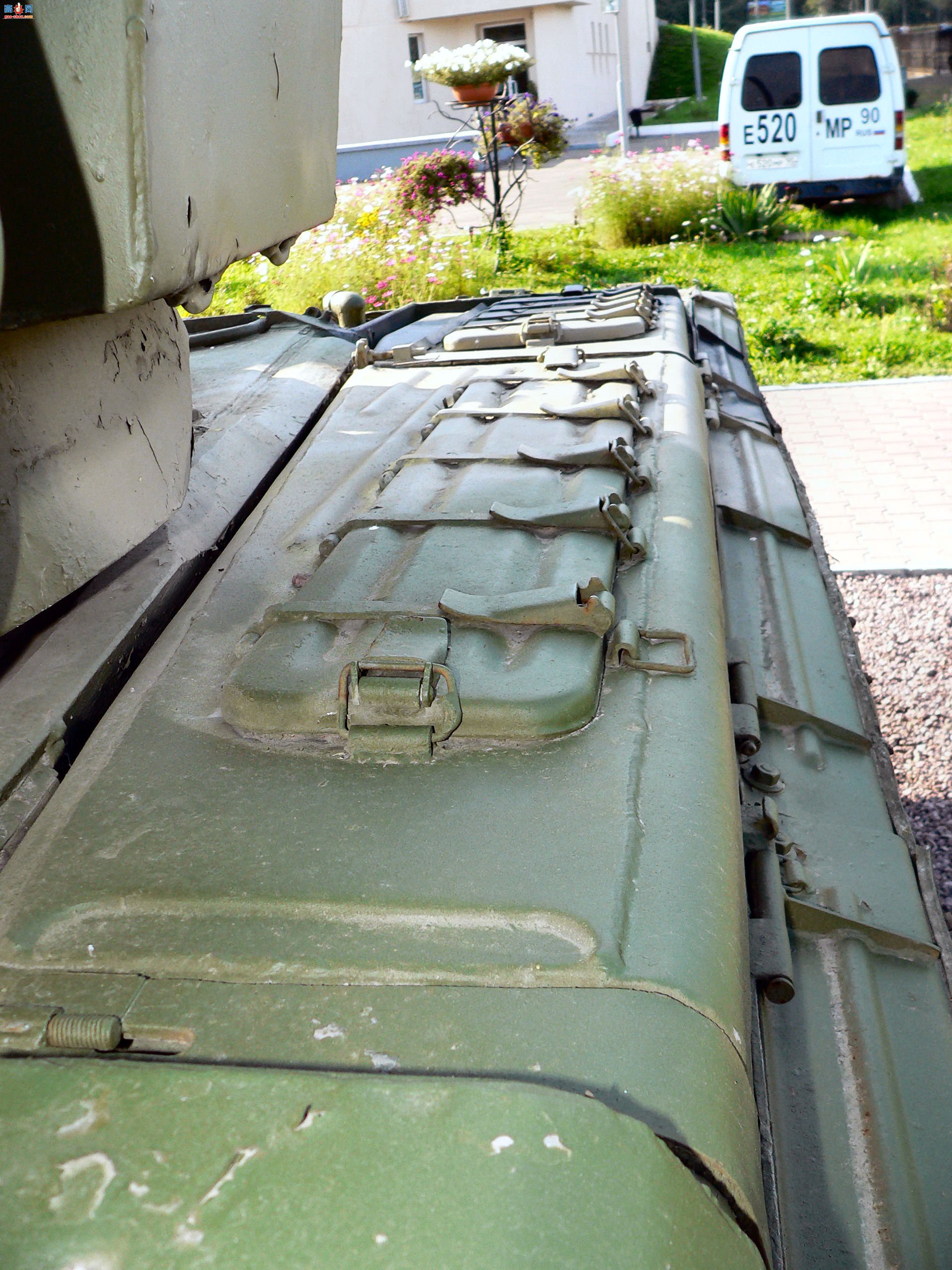 �� T-80B ��ս̹��