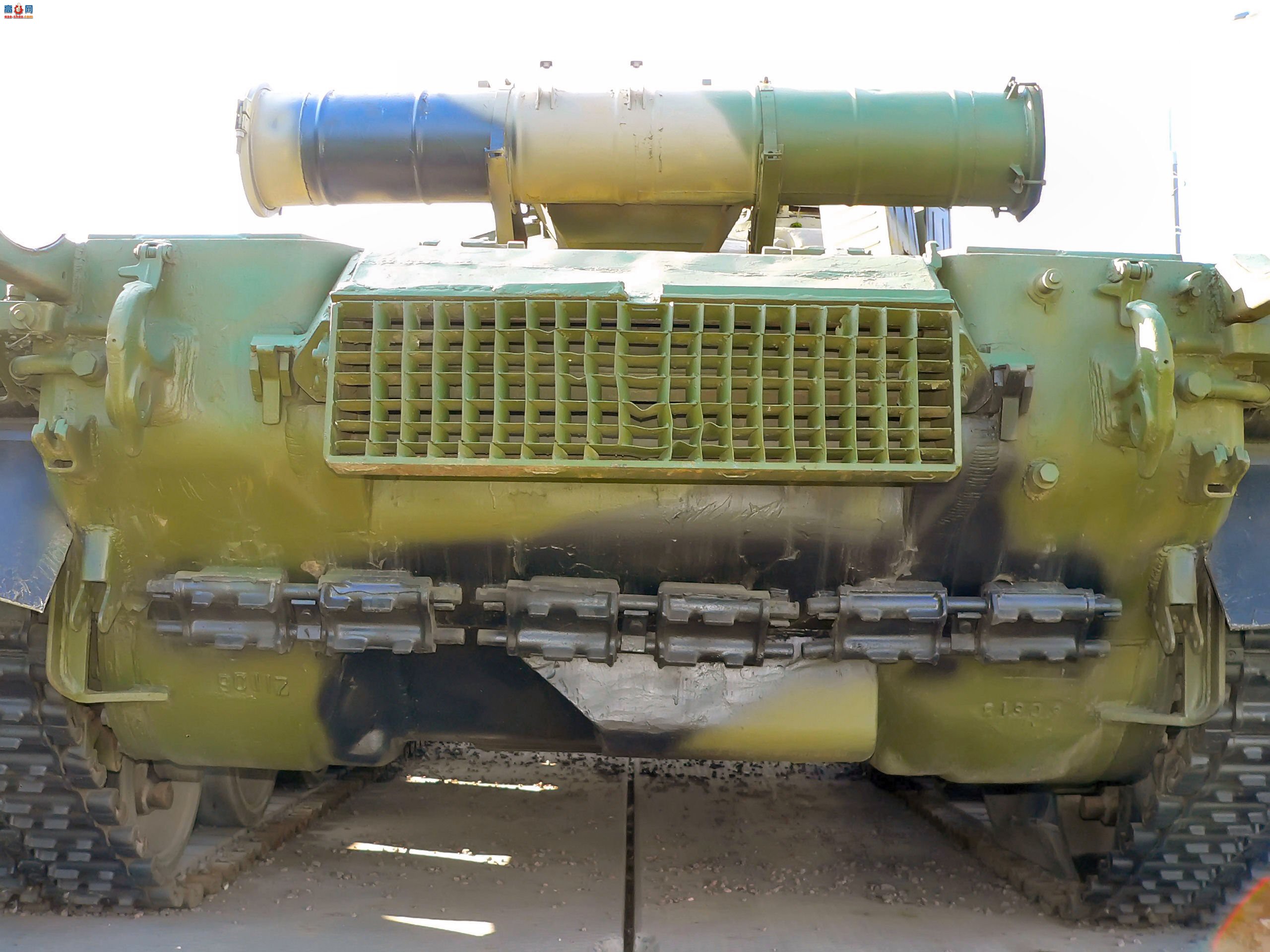 �� T-80B ��ս̹��