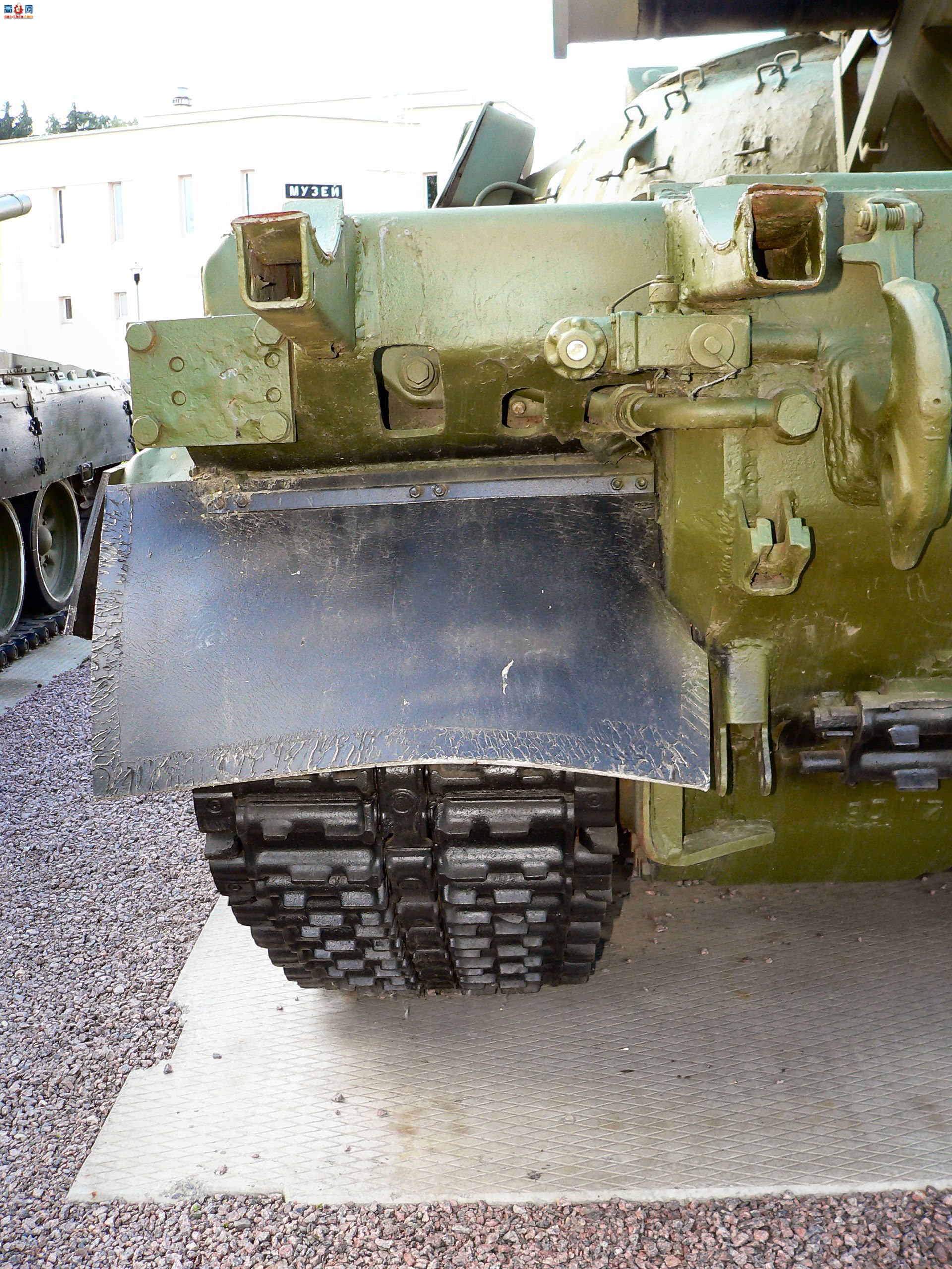 �� T-80B ��ս̹��