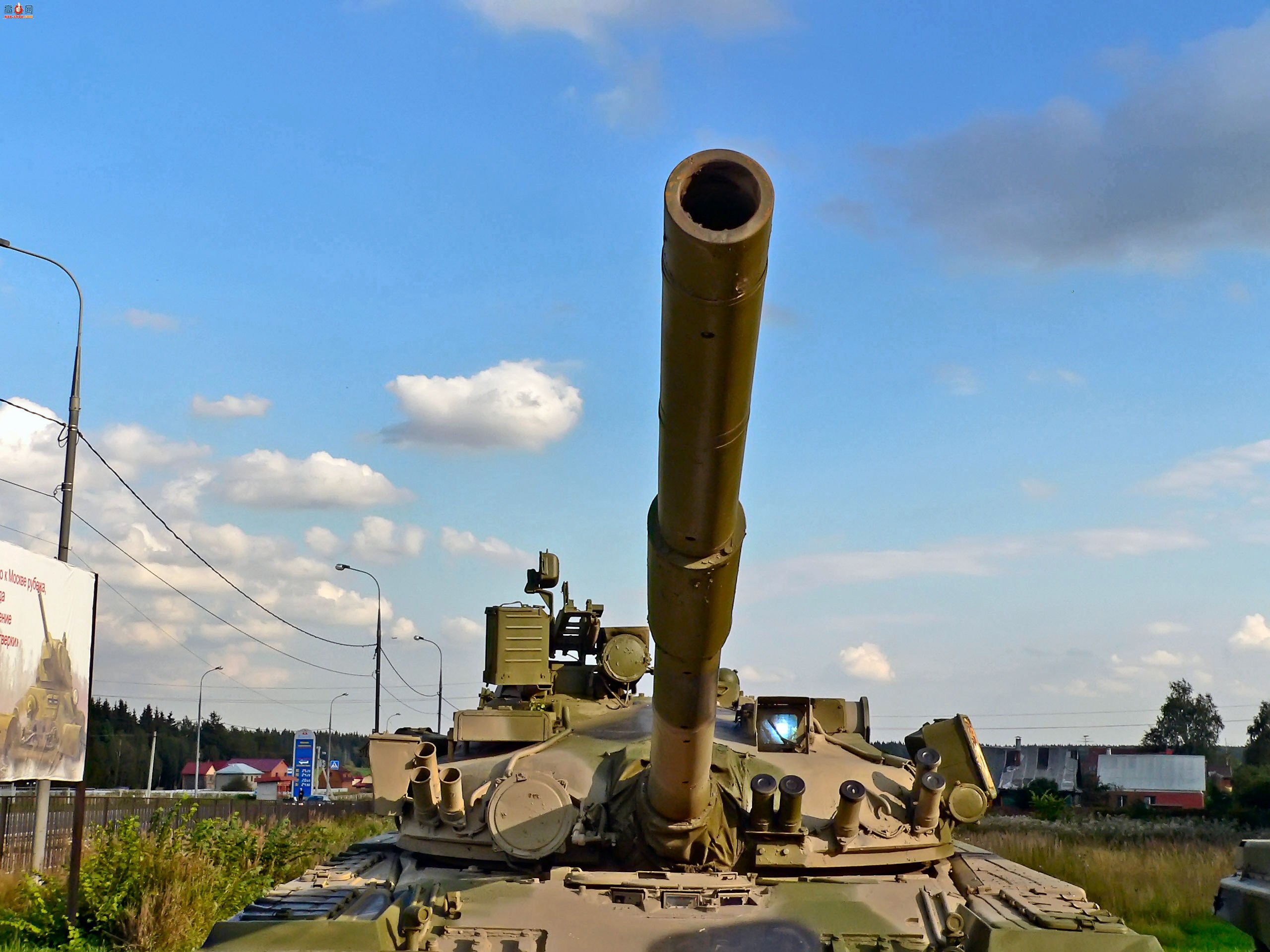 �� T-80B ��ս̹��