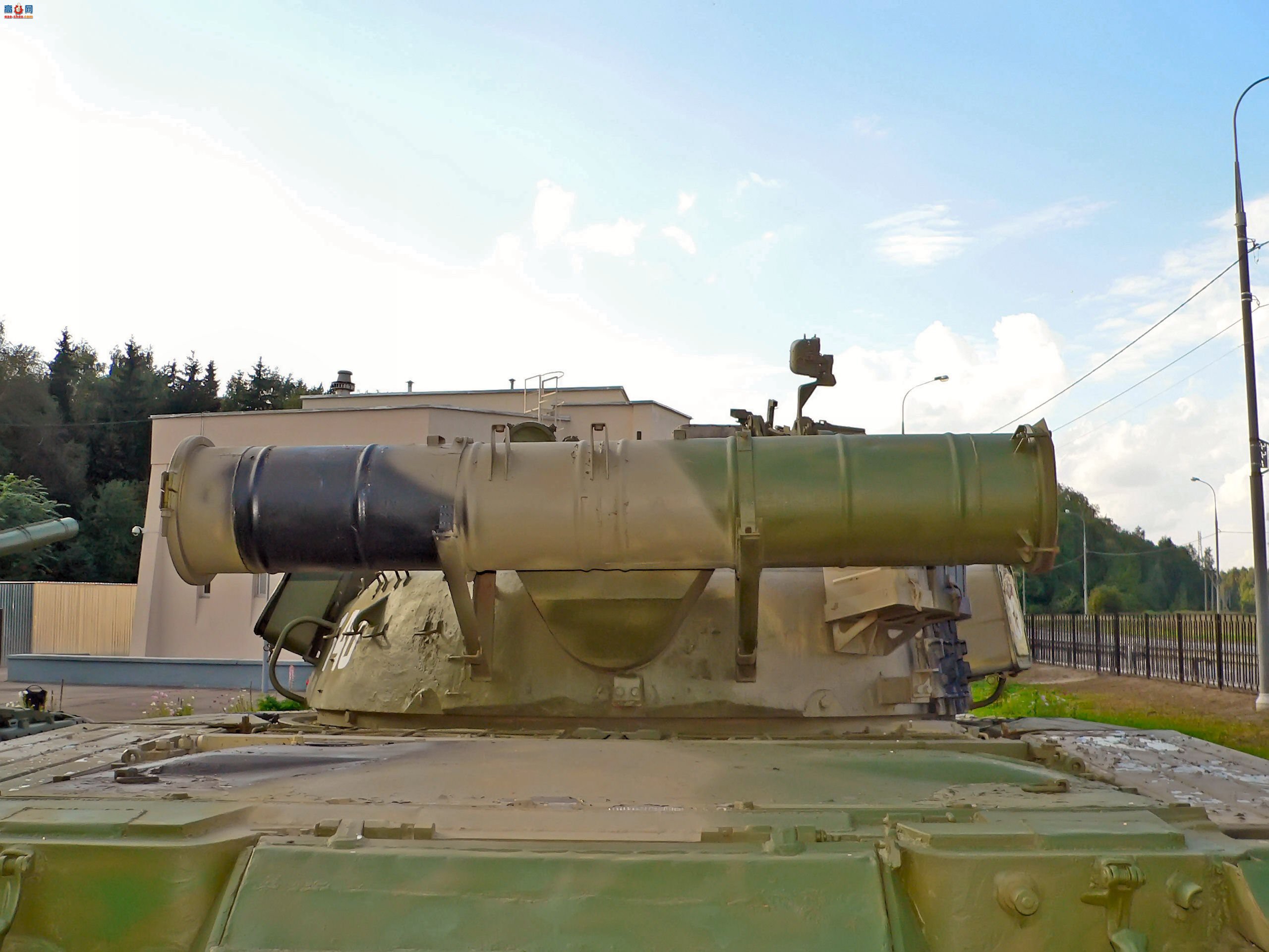 �� T-80B ��ս̹��