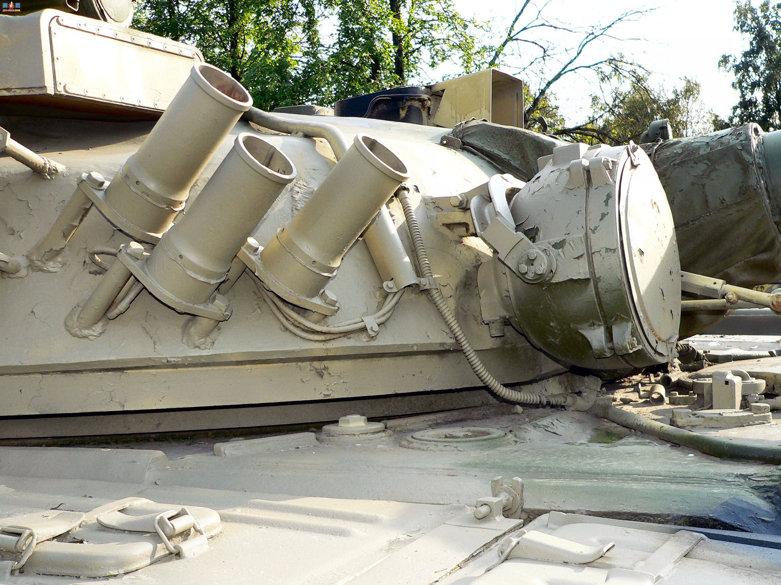 �� T-80B ��ս̹��