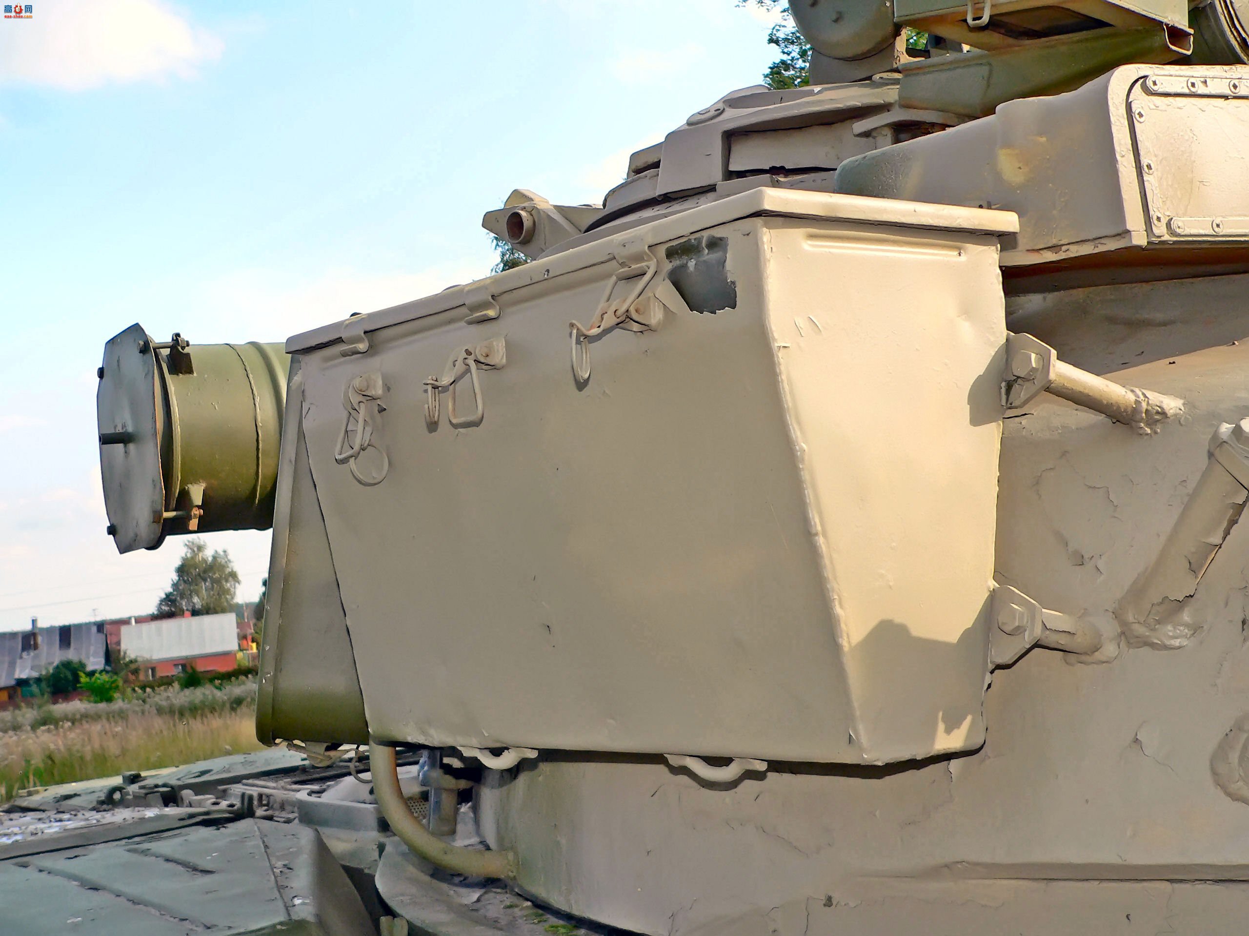 �� T-80B ��ս̹��