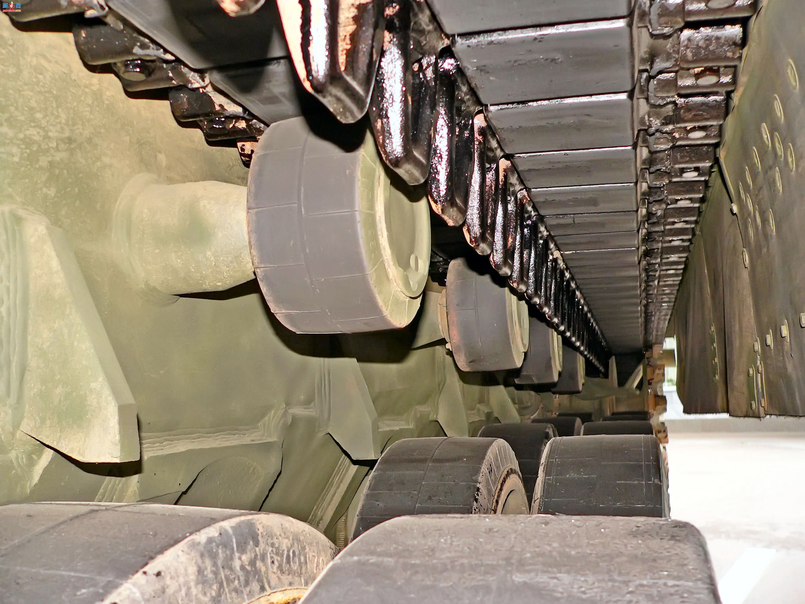 �� T-80U��ս̹�ˣ���ͼ��