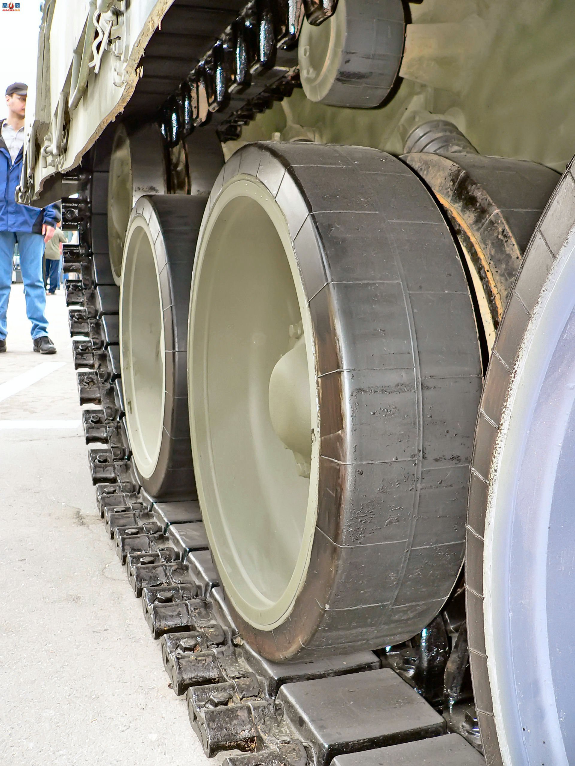 �� T-80U��ս̹�ˣ���ͼ��