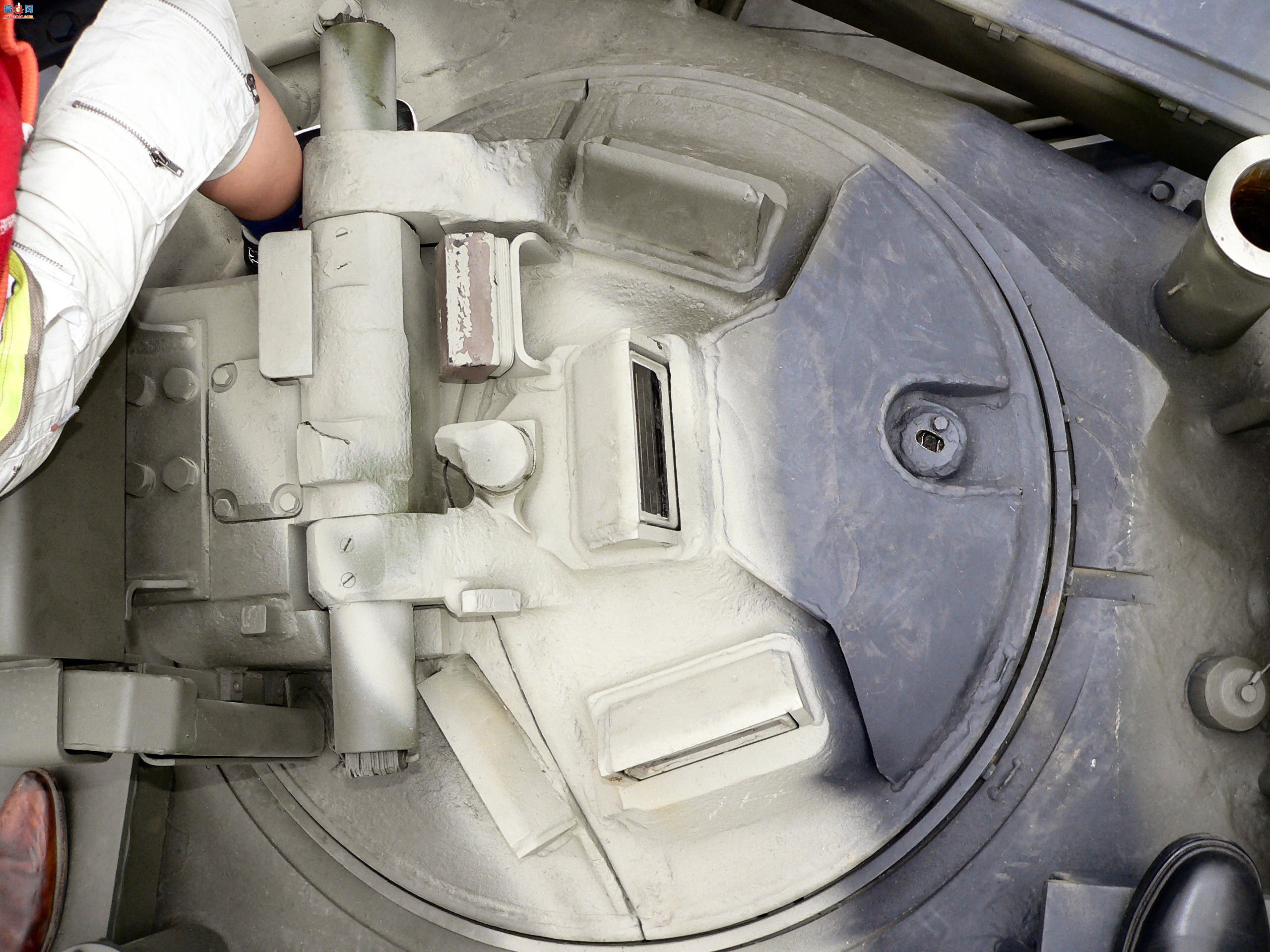 �� T-80U��ս̹�ˣ���ͼ��