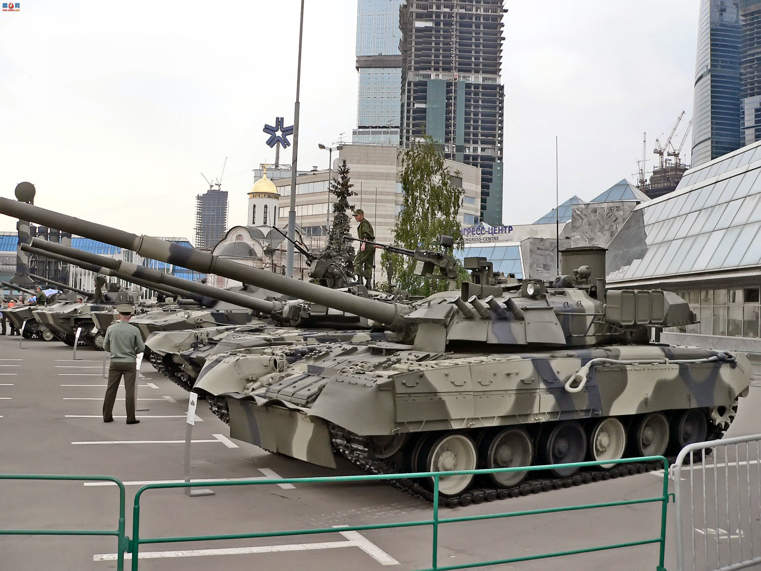 �� T-80U��ս̹�ˣ���ͼ��