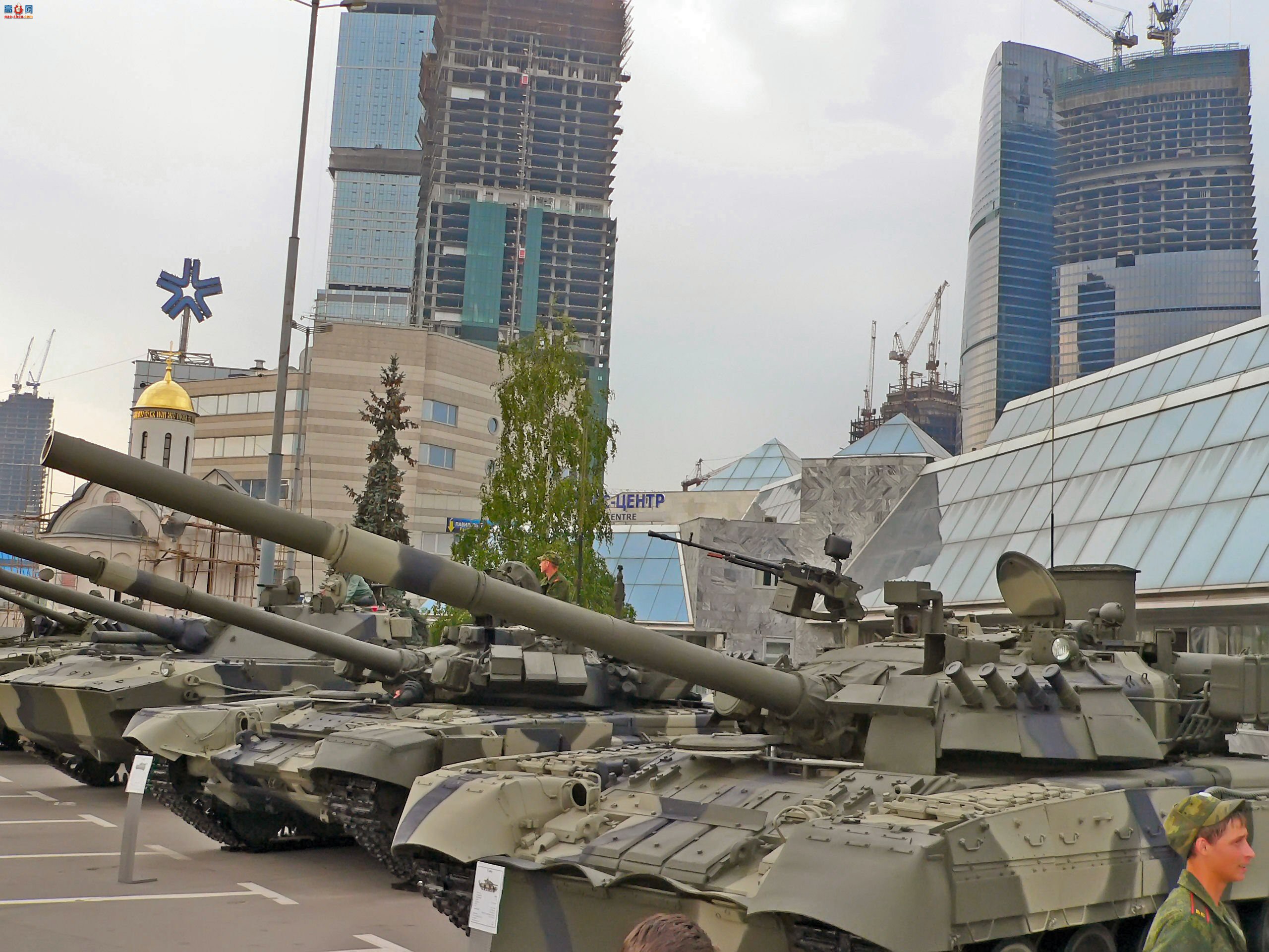 �� T-80U��ս̹�ˣ���ͼ��